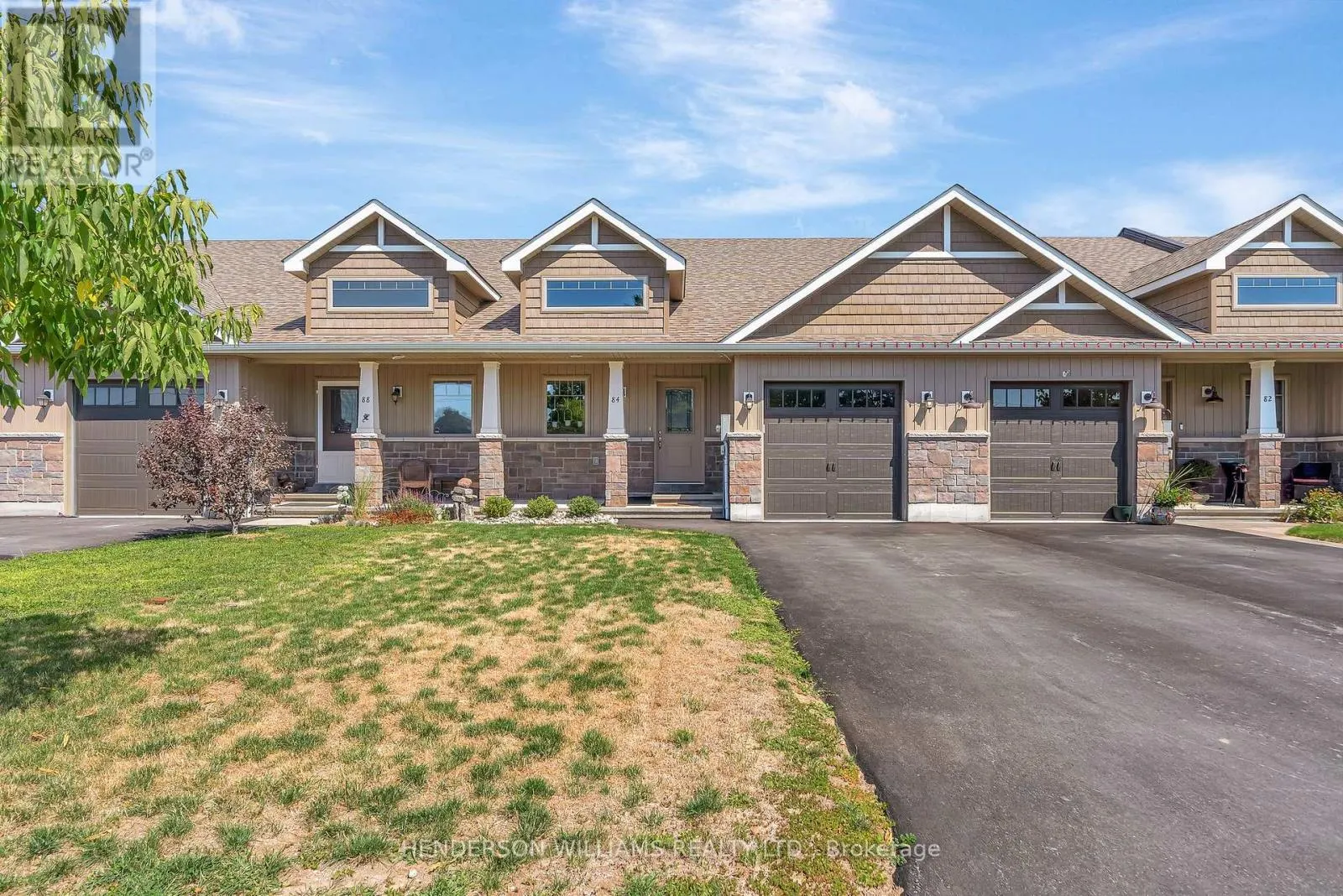 84 FARRINGTON CRESCENT