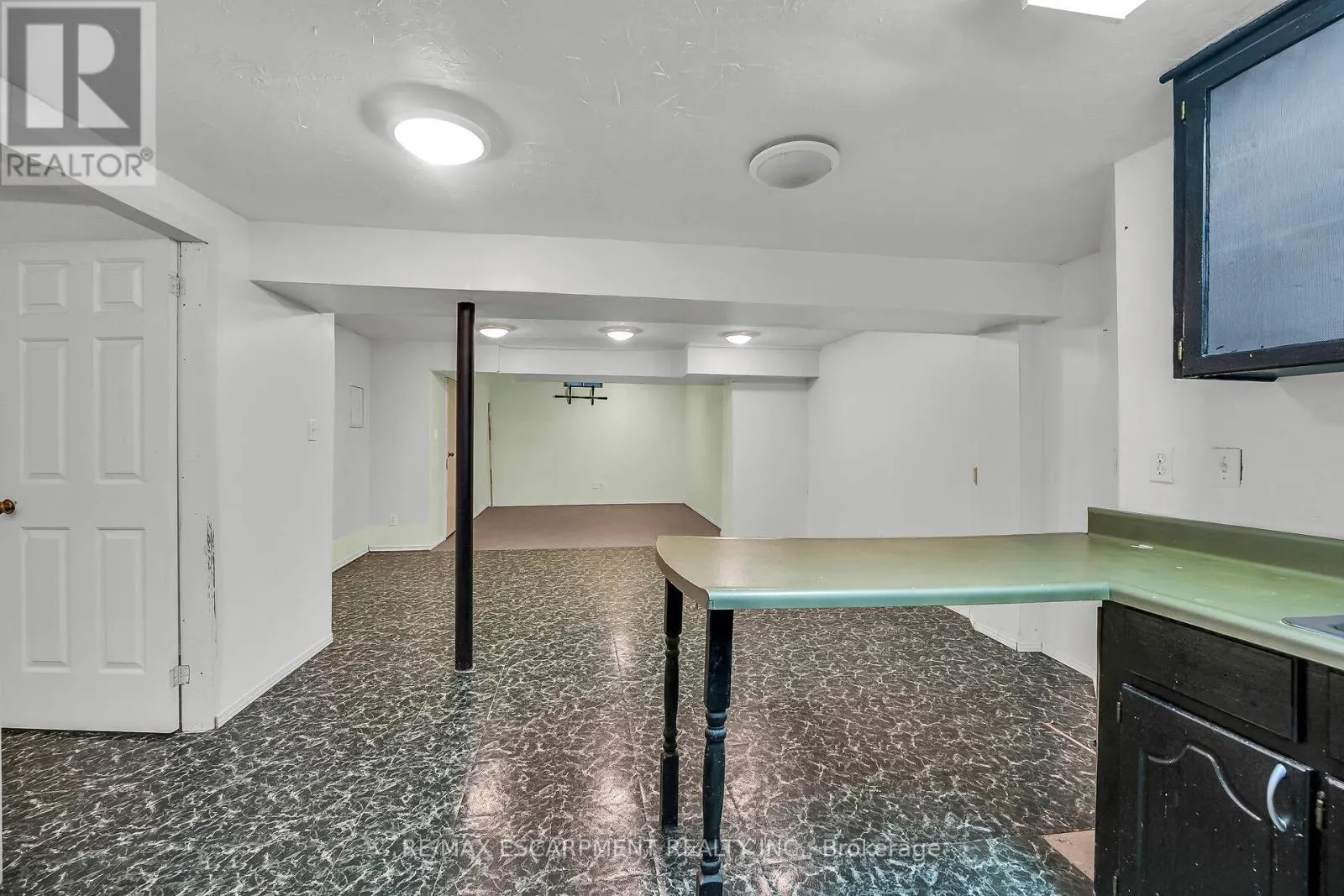 70 GOLFVIEW CRESCENT