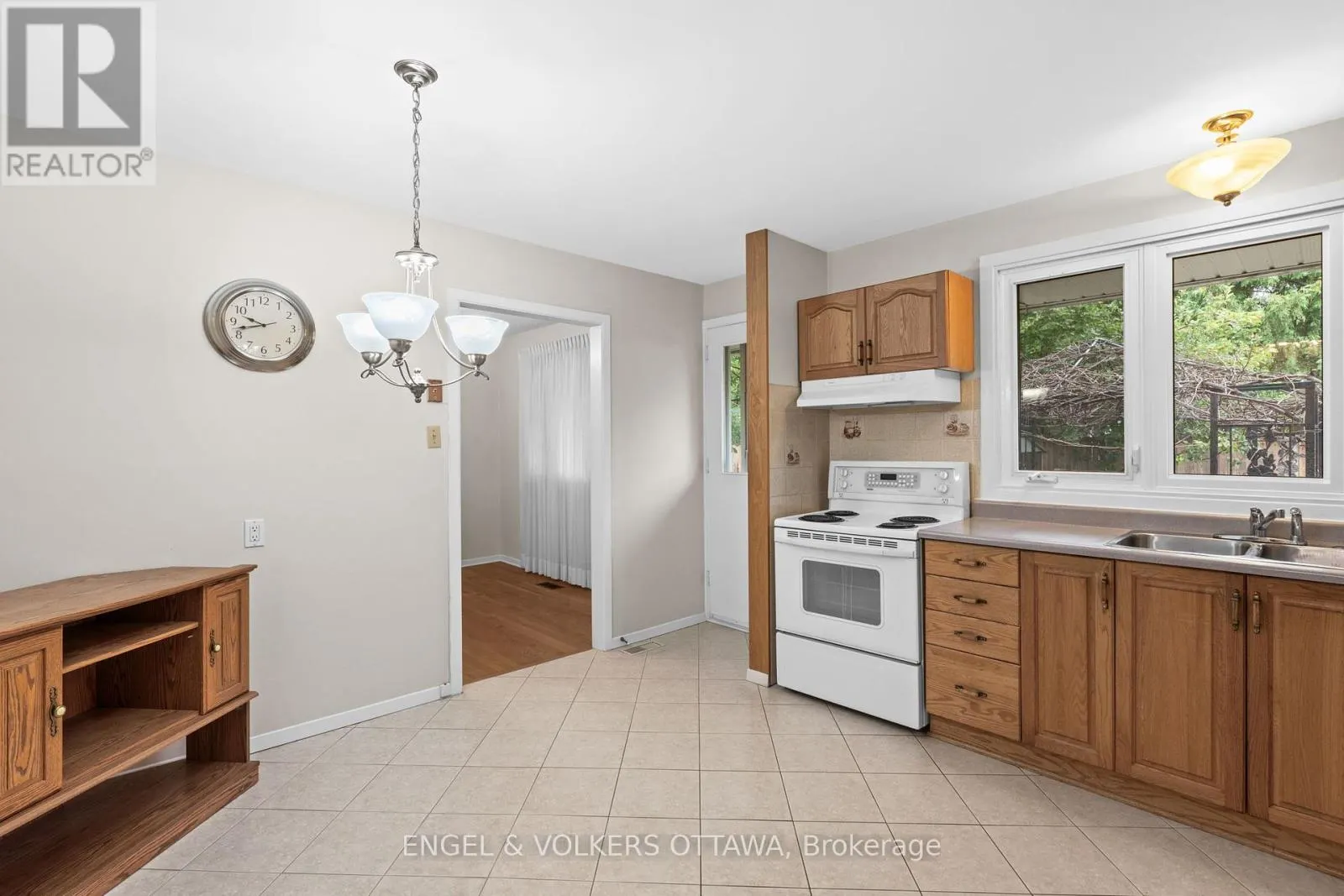 3348 KODIAK STREET