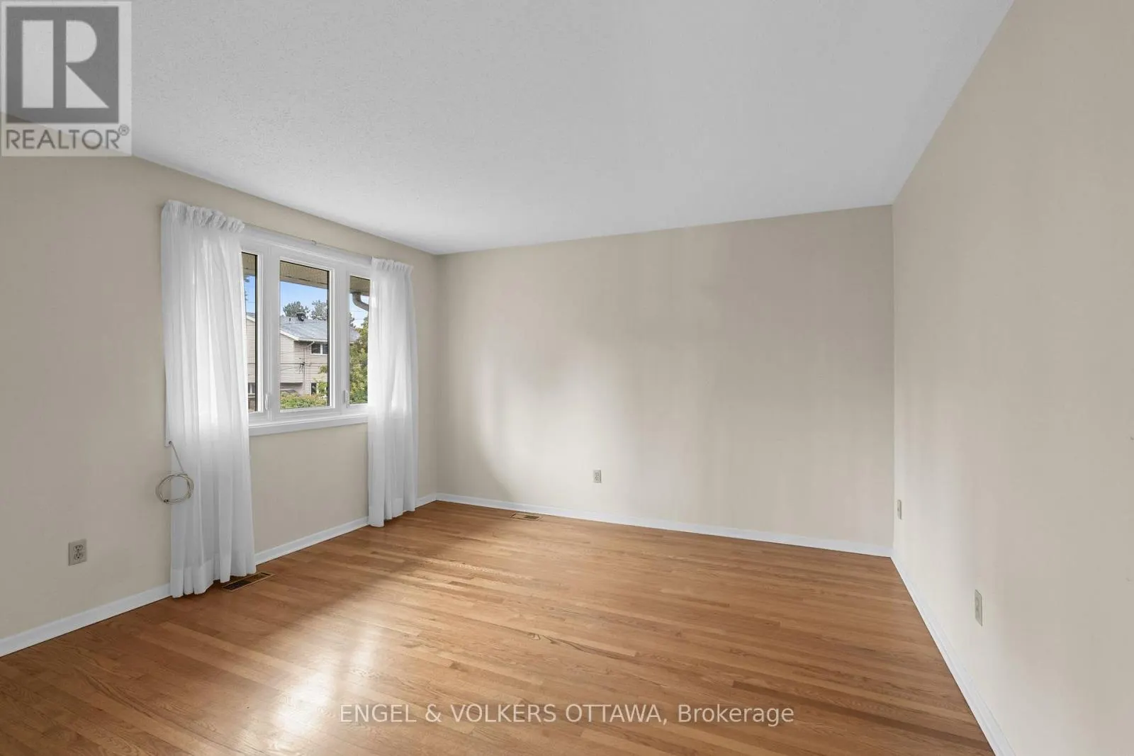 3348 KODIAK STREET