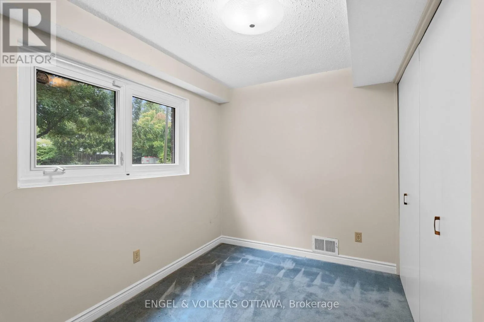 3348 KODIAK STREET