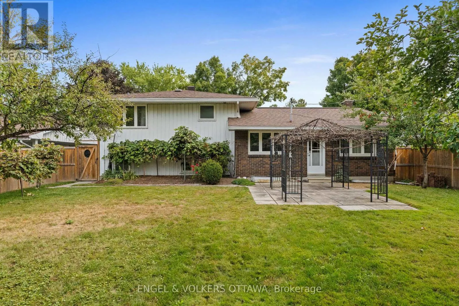 3348 KODIAK STREET