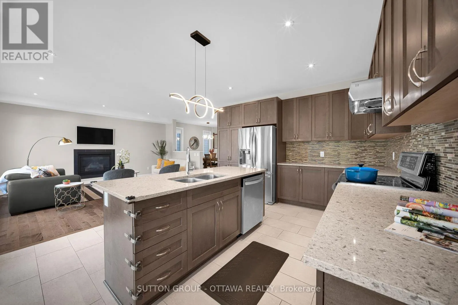 412 ODESSA WAY