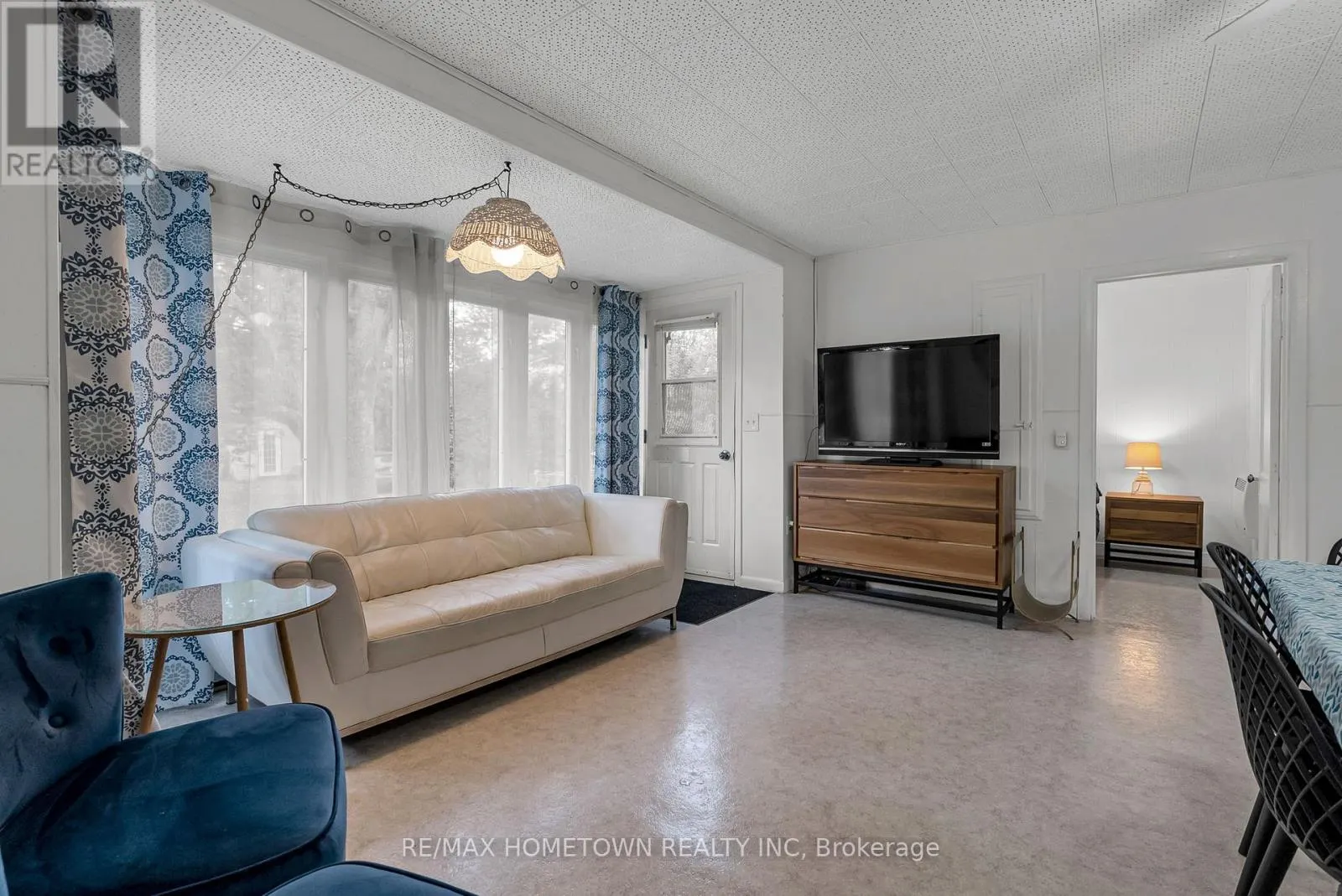 6235 SARA DRIVE