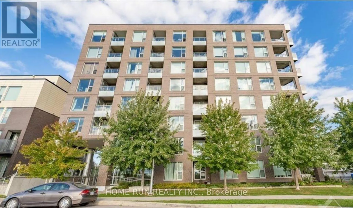 618 - 300 LETT STREET