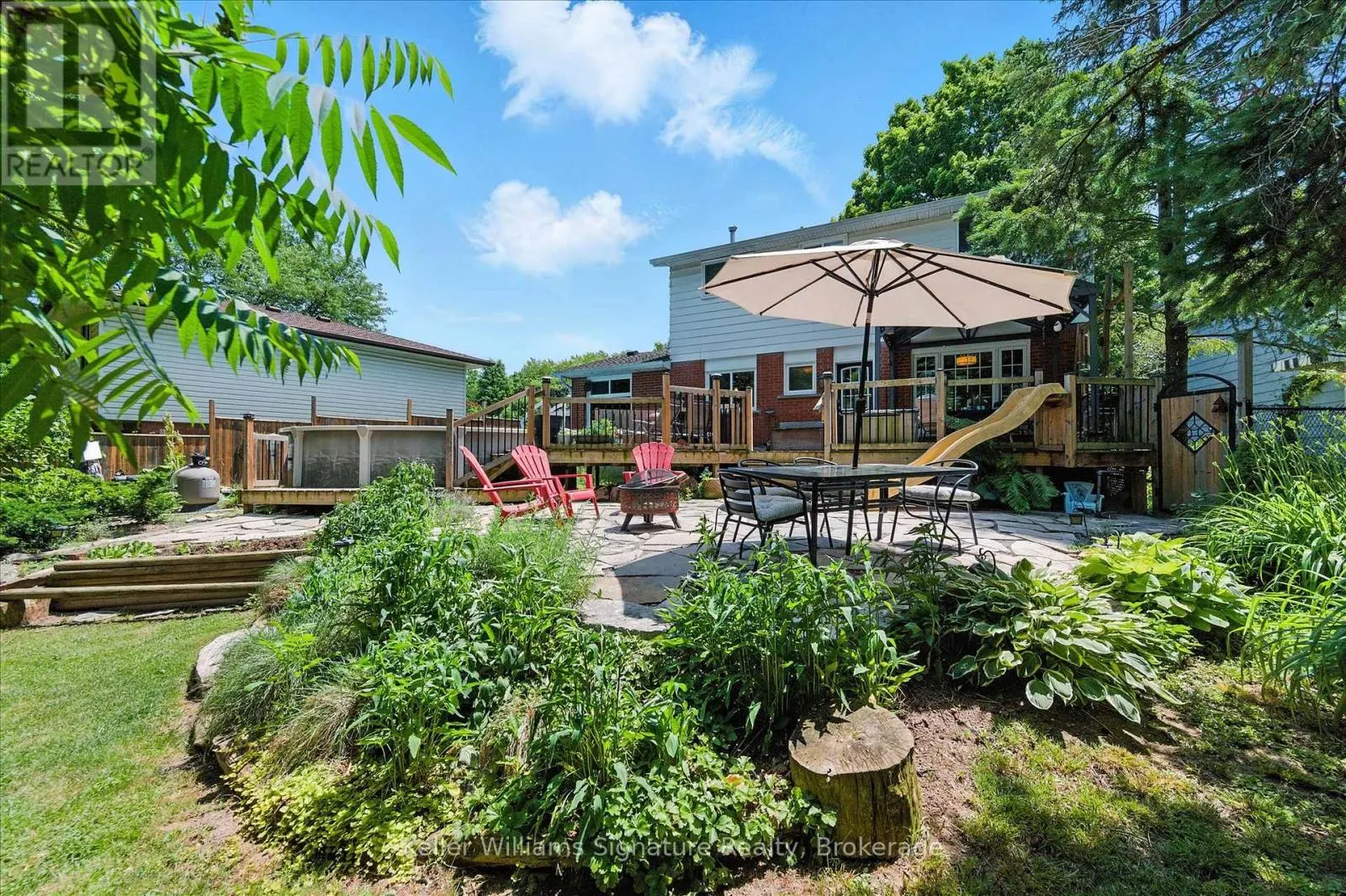 18 MOONGLOW PLACE