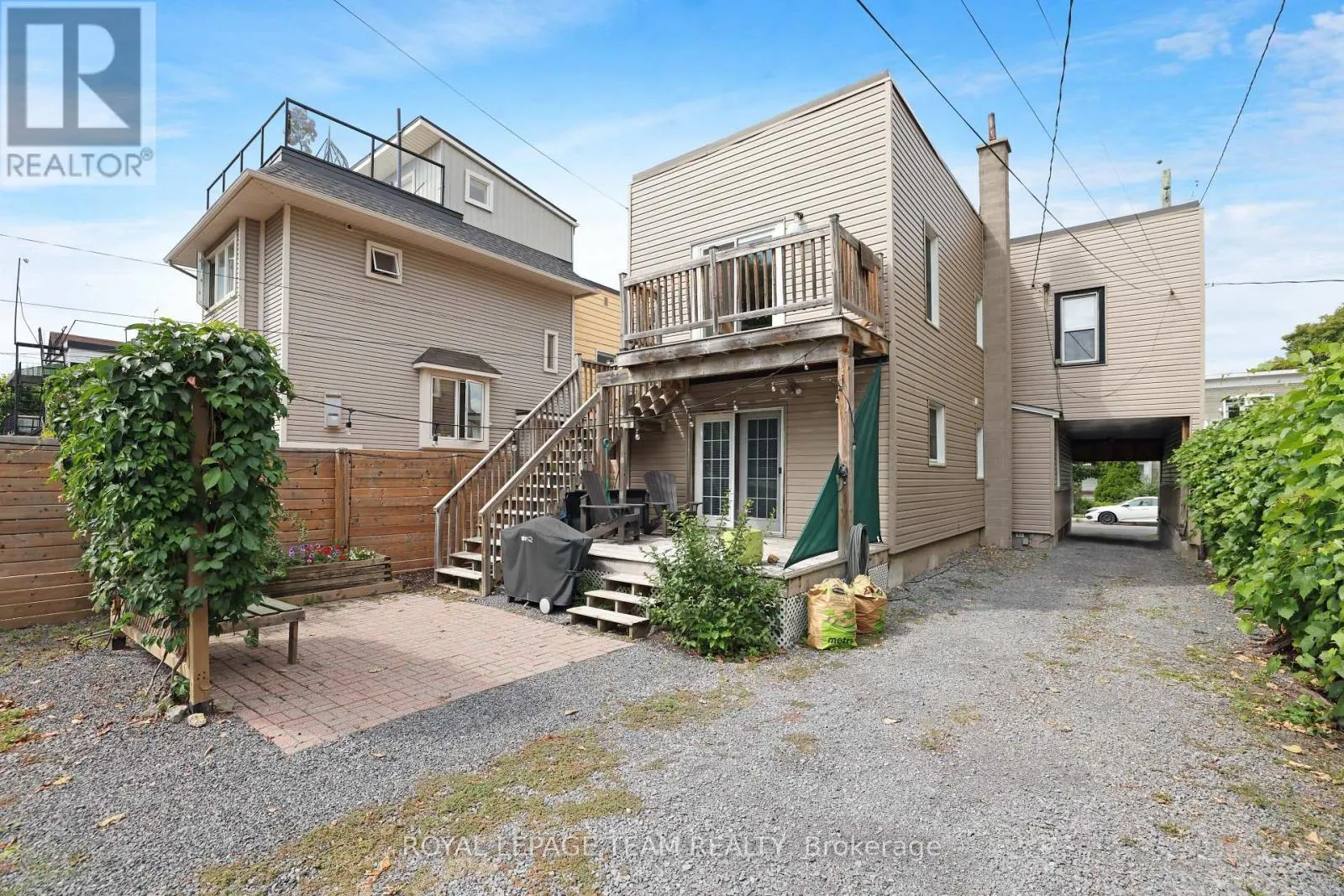 166 GUIGUES STREET