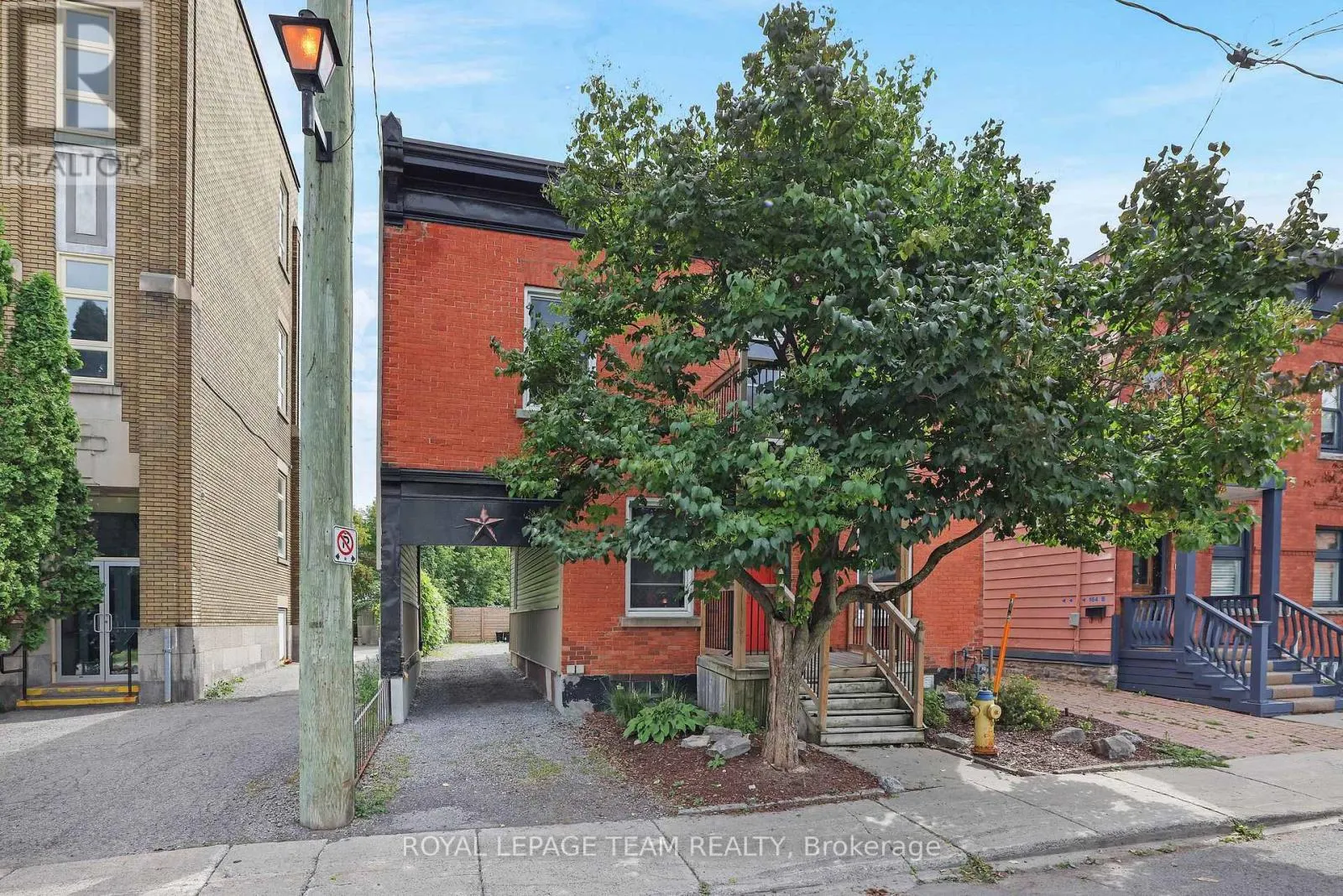 166 GUIGUES STREET