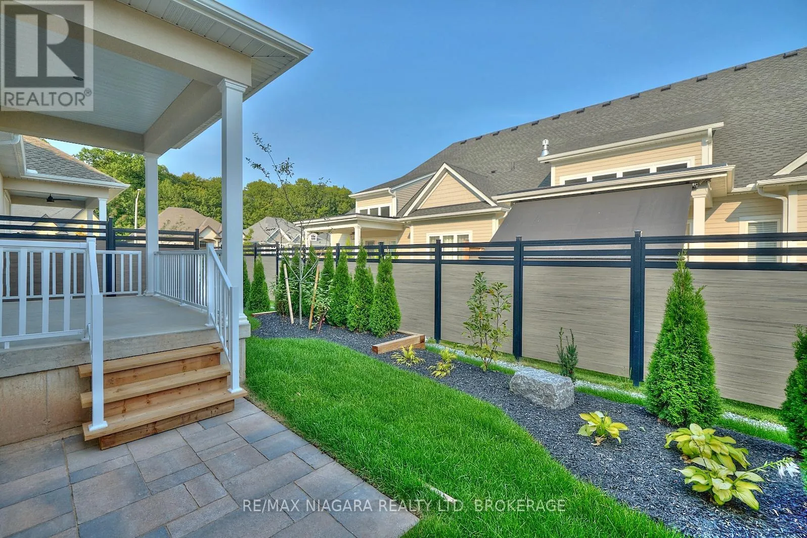 6 BUTTERNUT CRESCENT