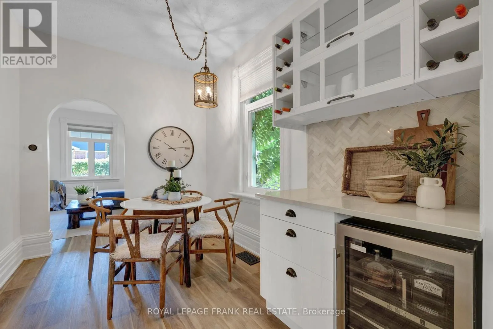18 NASSAU STREET