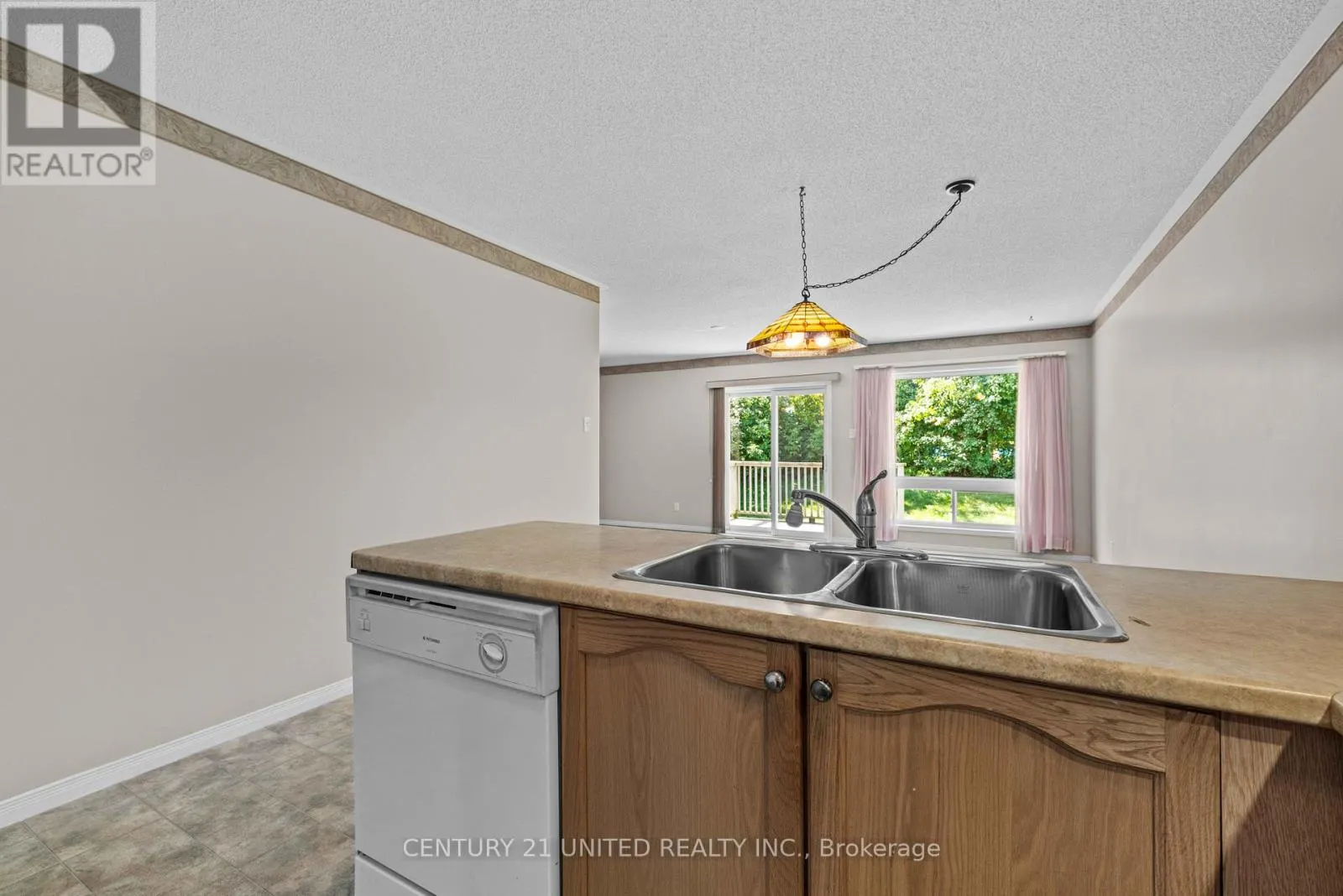 931 RALPHSON CRESCENT