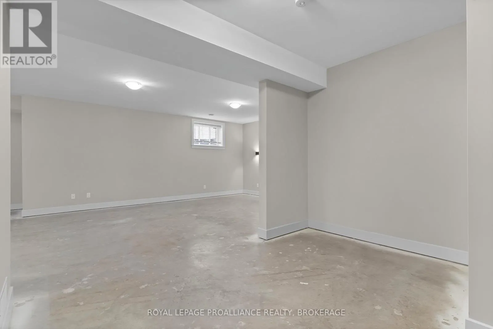 1601 WILLOW COURT