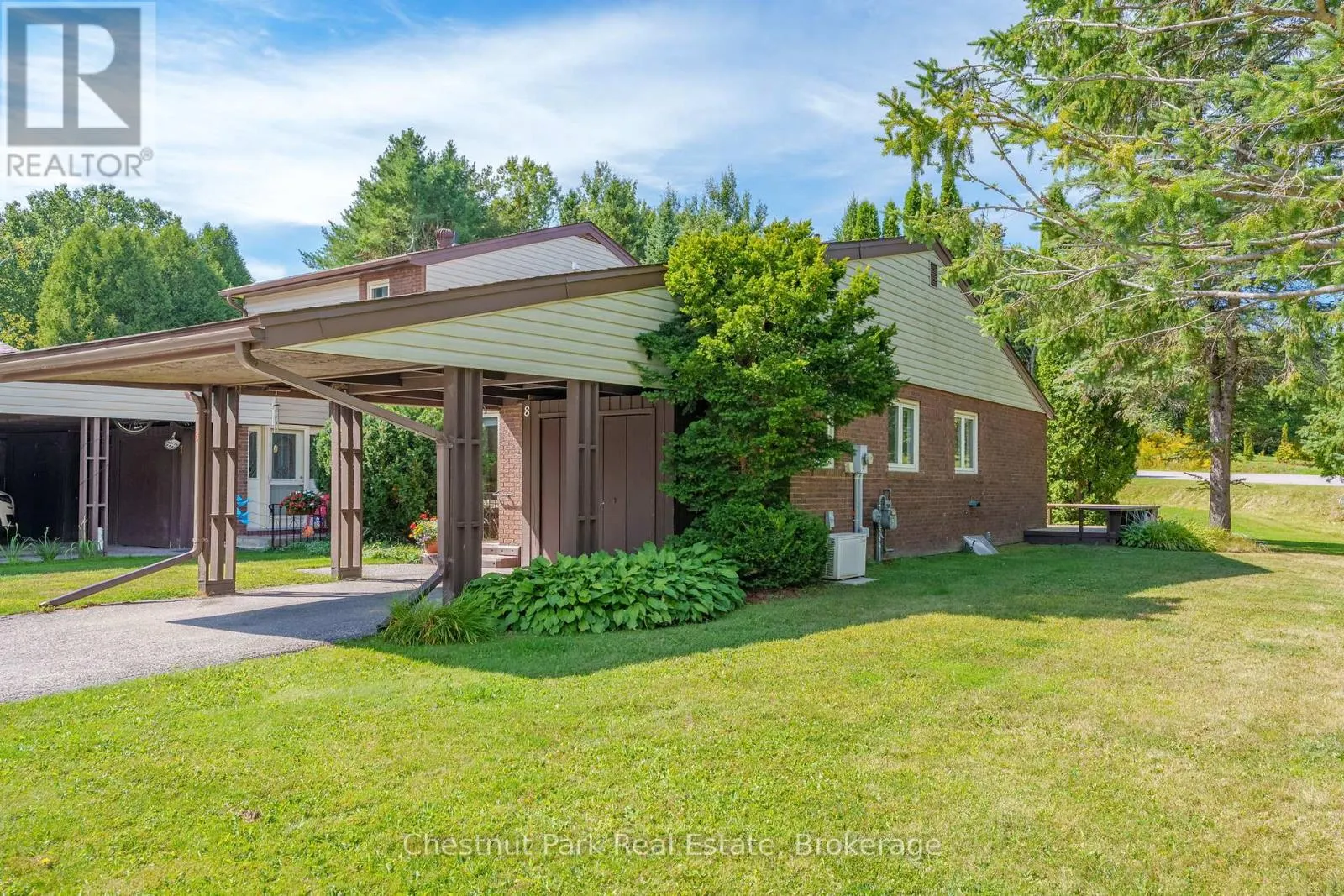 8 - 15 GOLF COURSE ROAD, #8