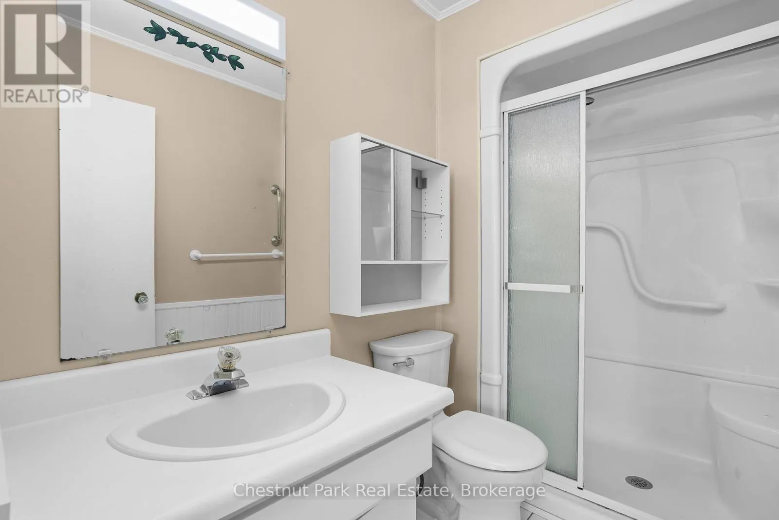 8 - 15 GOLF COURSE ROAD, #8