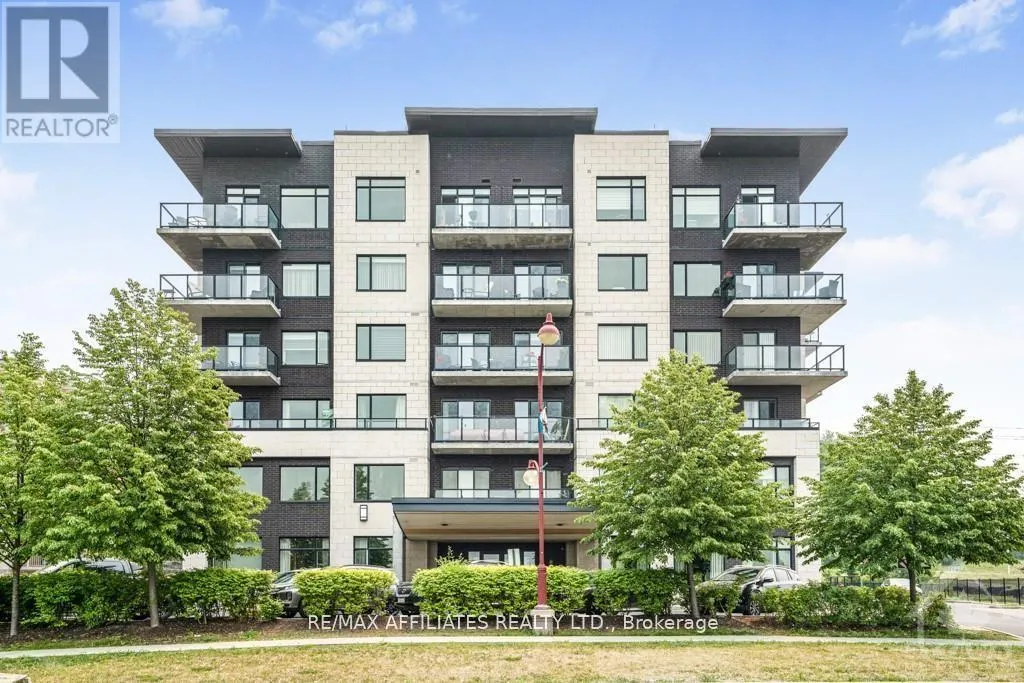 109 - 310 CENTRUM BOULEVARD