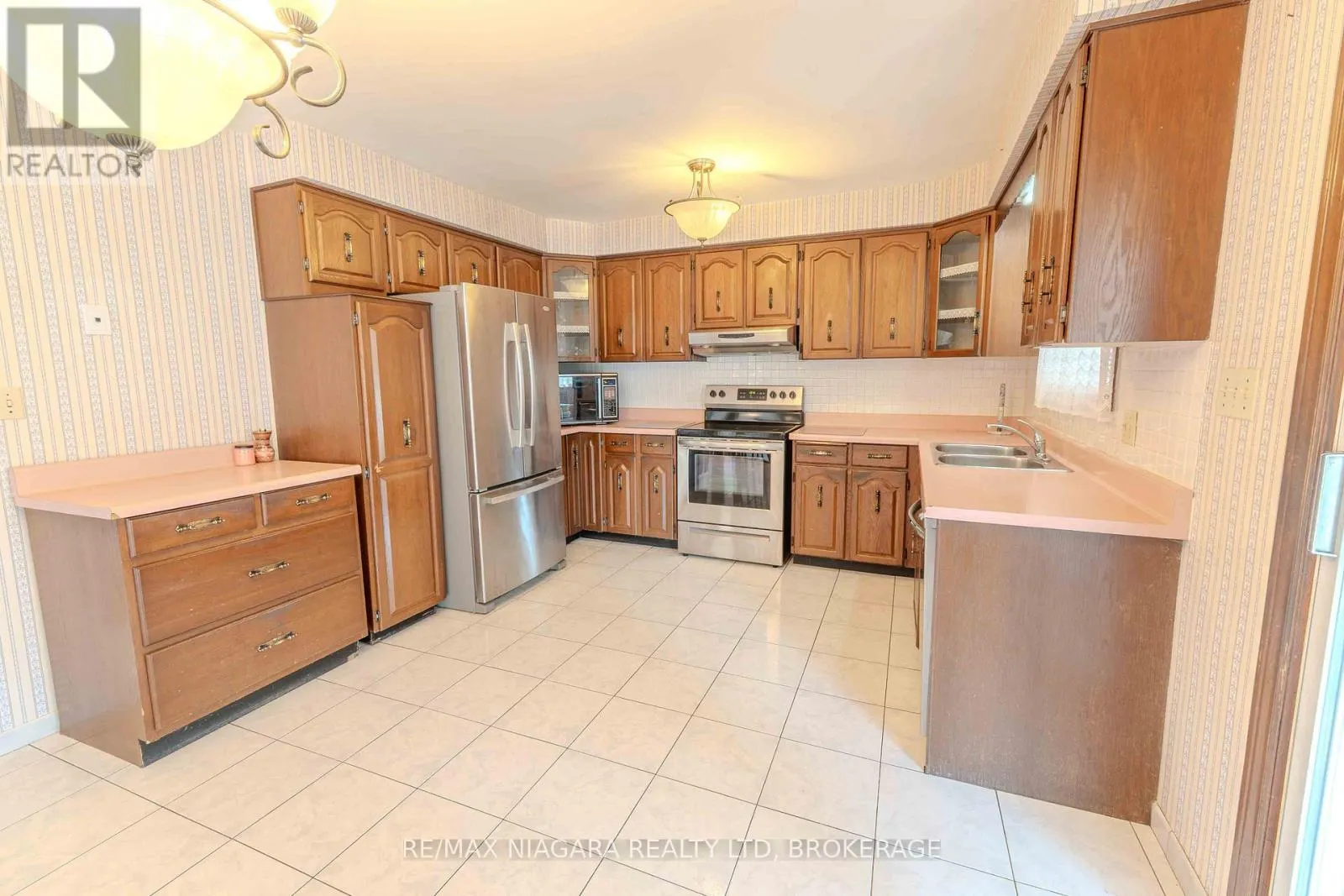 28 TANERA CRESCENT