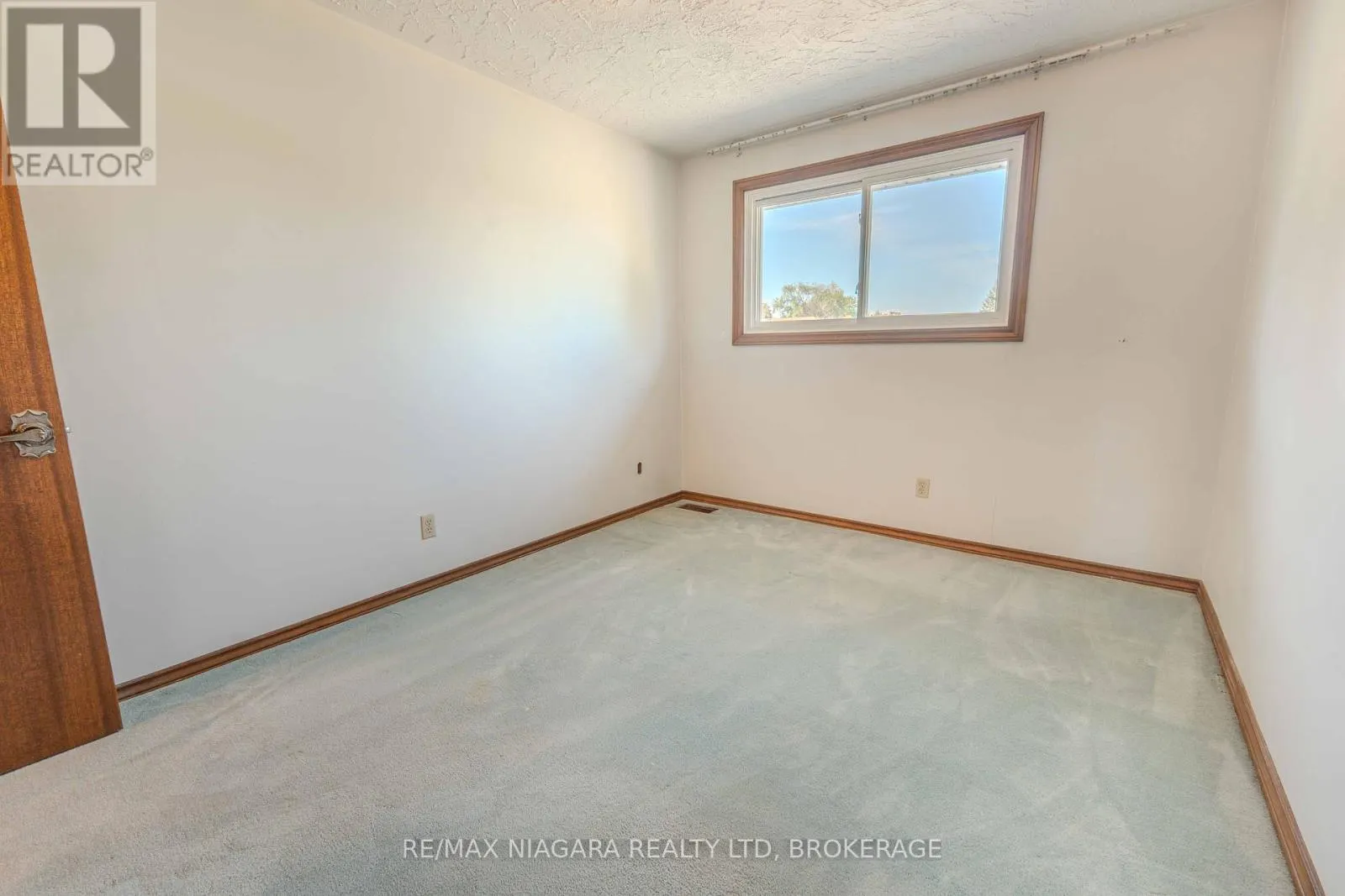28 TANERA CRESCENT
