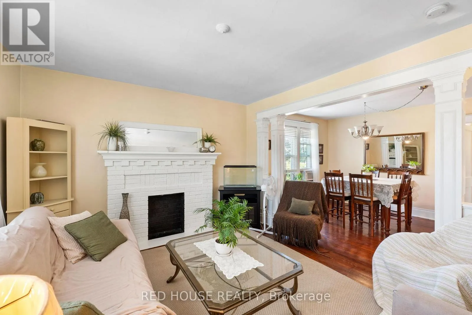 55 BALSAM AVENUE S