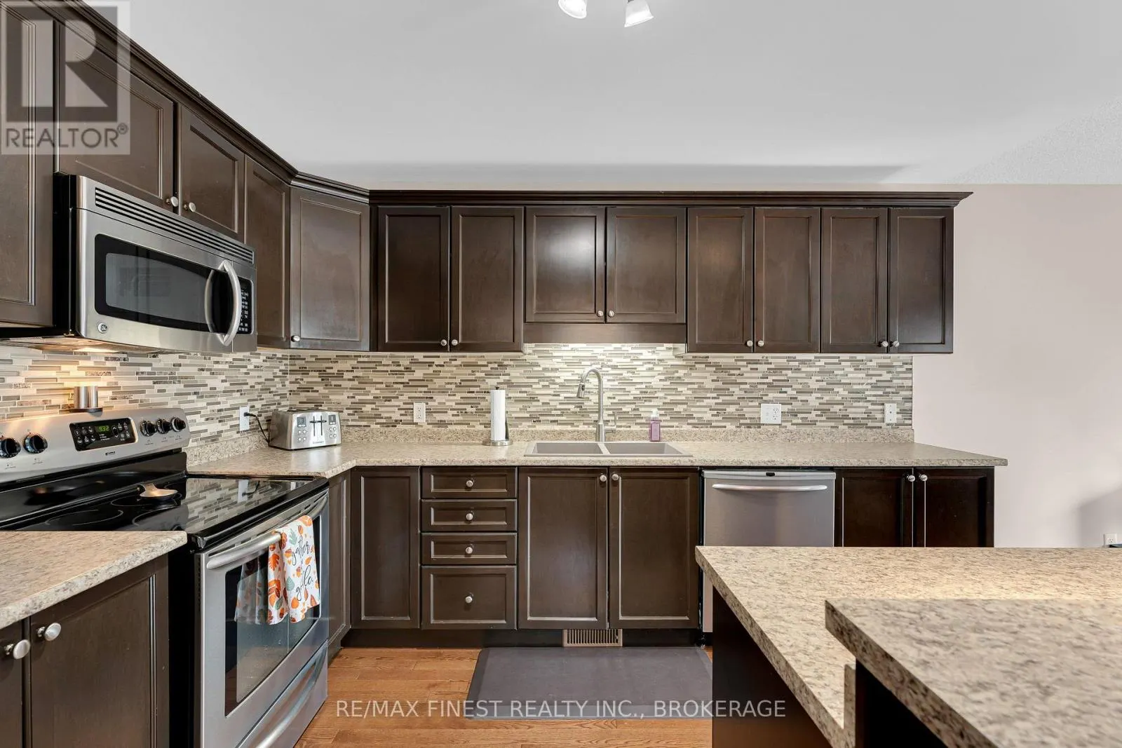 1172 HALIFAX DRIVE