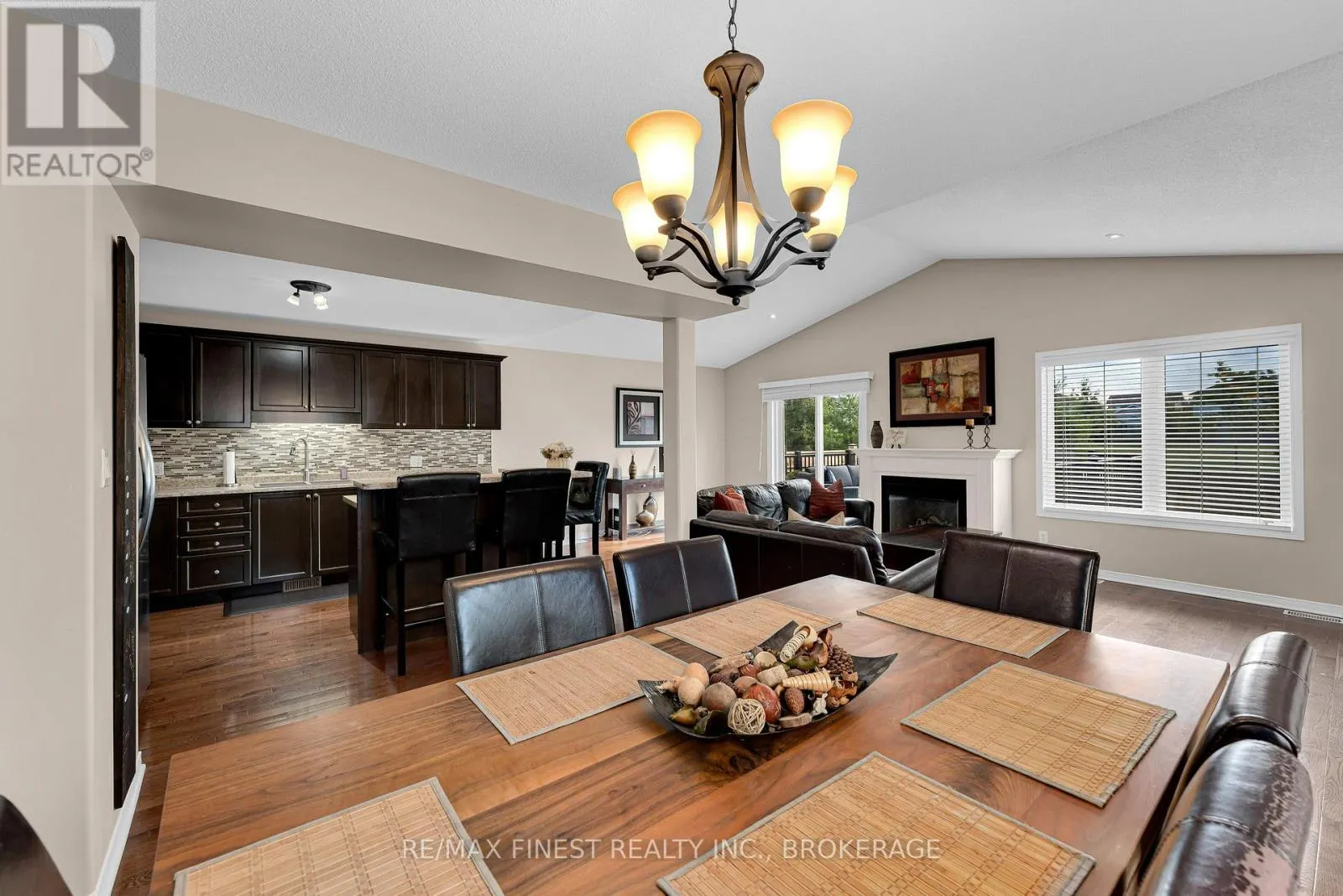 1172 HALIFAX DRIVE