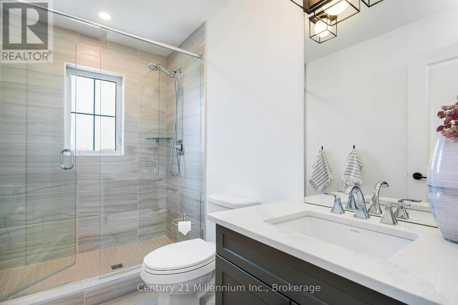 225 YELLOW BIRCH CRESCENT