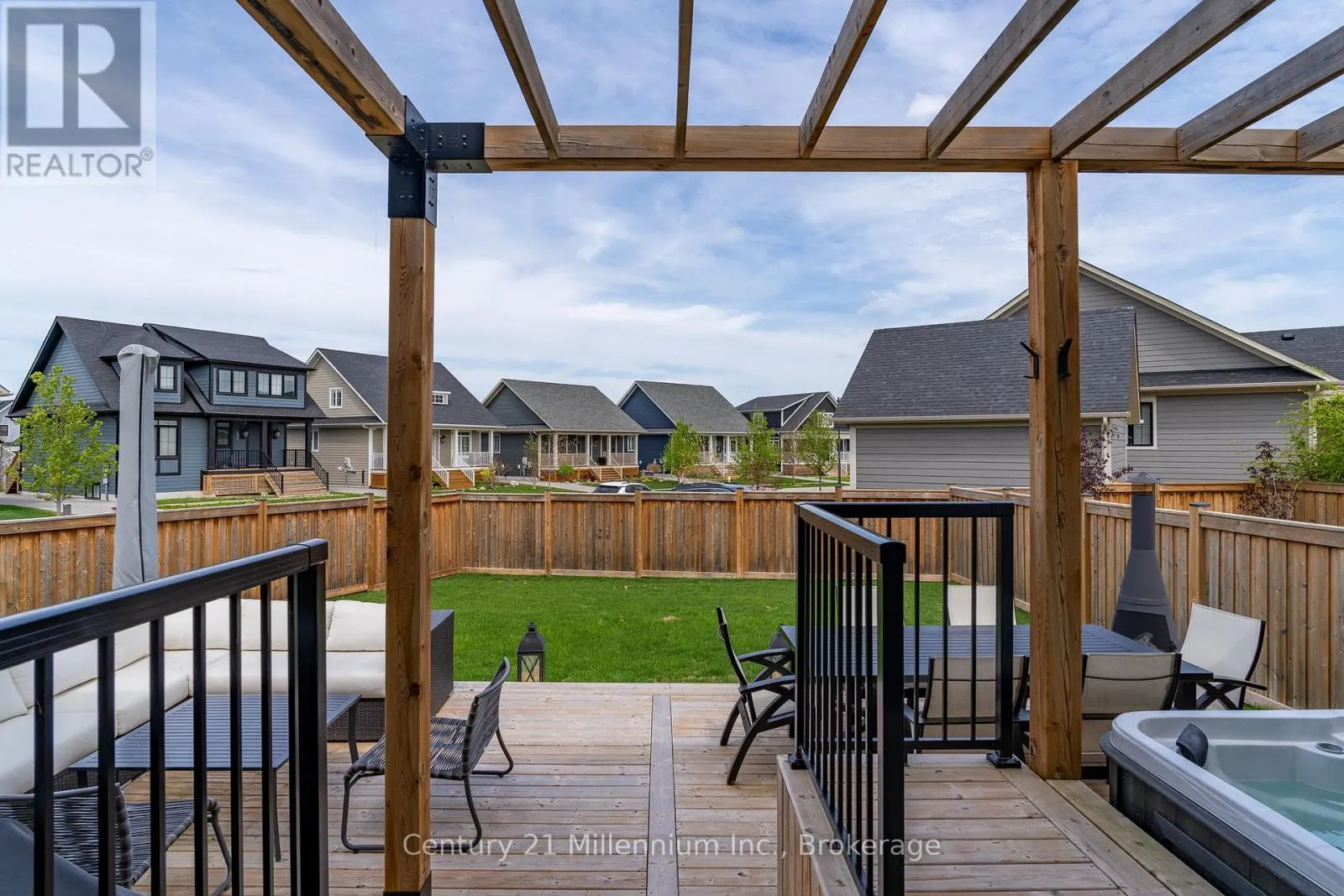 225 YELLOW BIRCH CRESCENT