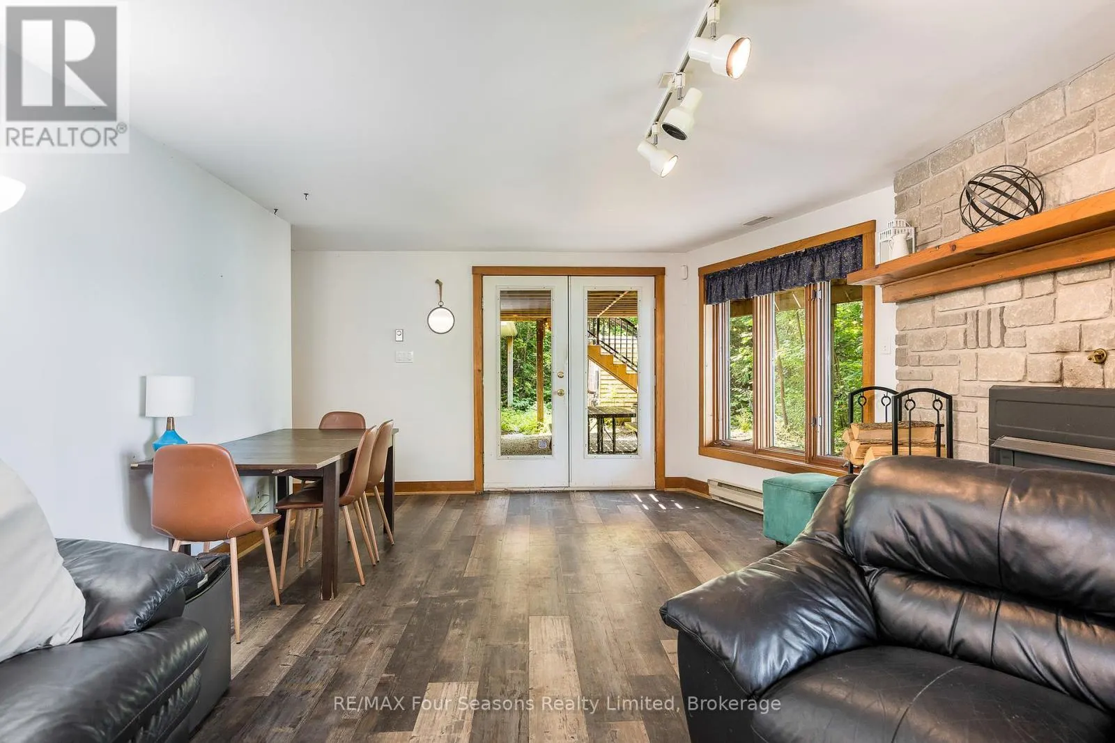 188 HIGHPOINT CRESCENT