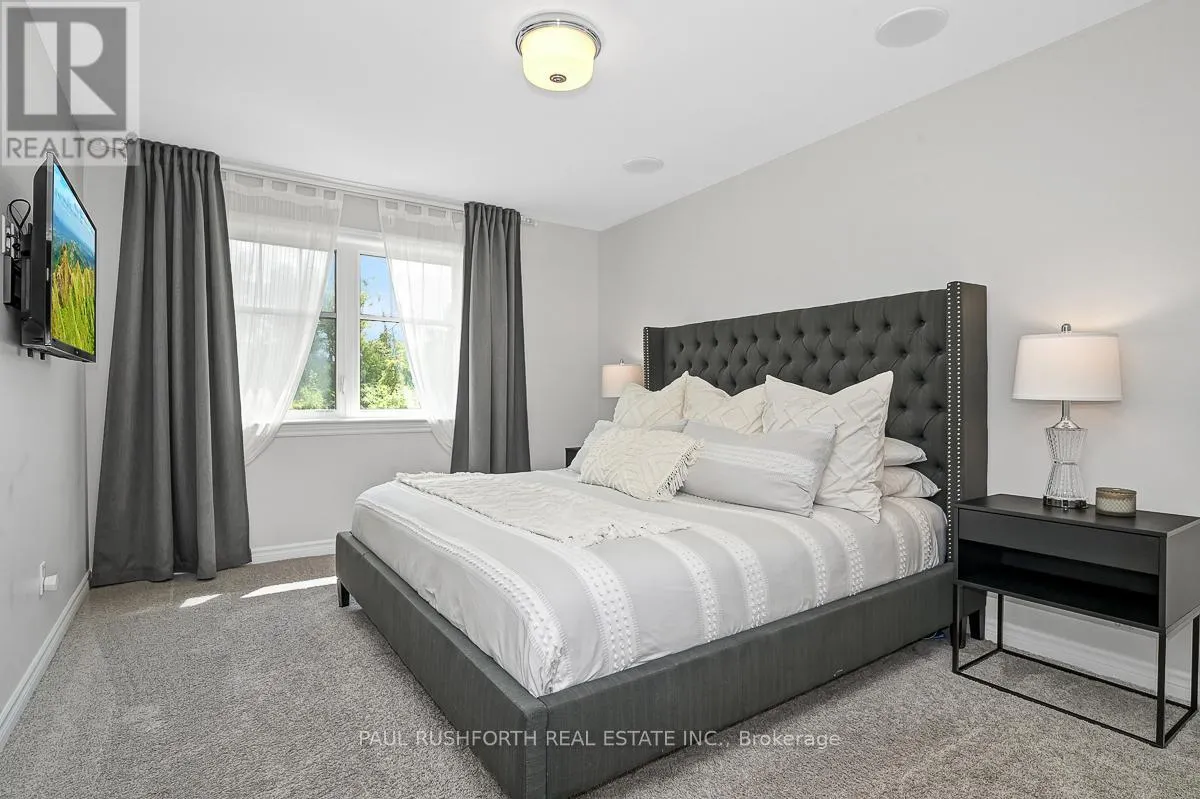 334 WOOD ACRES GROVE