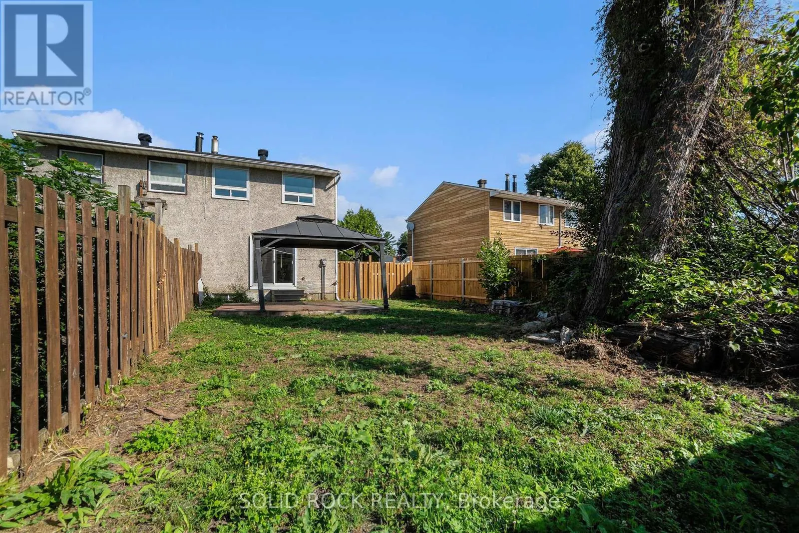 1432 LEIGH CRESCENT