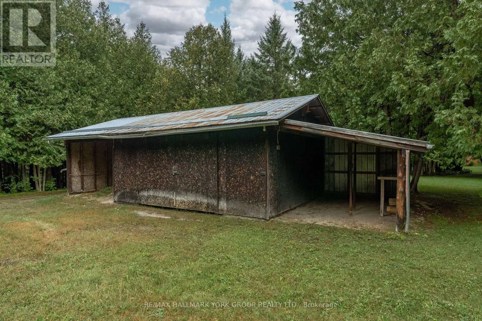 768 TRACEYS HILL ROAD