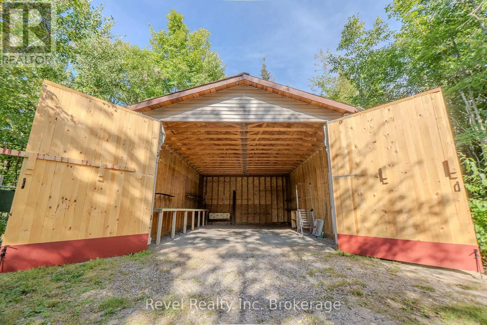 362 CHADBOURNE DRIVE