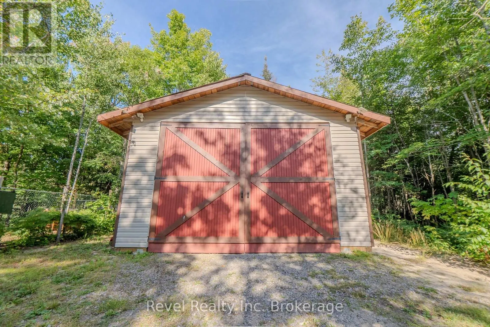 362 CHADBOURNE DRIVE