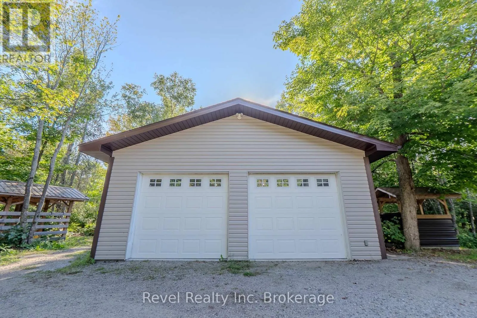 362 CHADBOURNE DRIVE