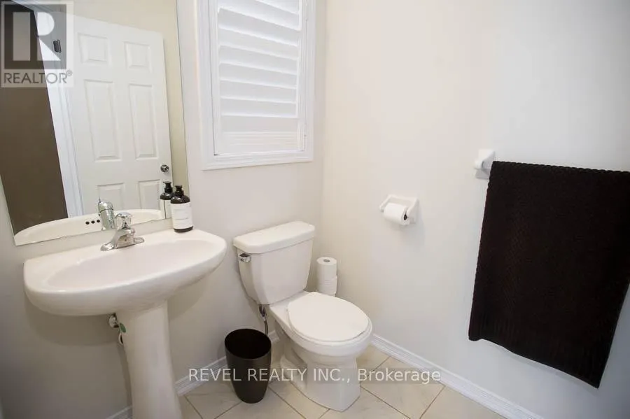 15 WILMOT ROAD
