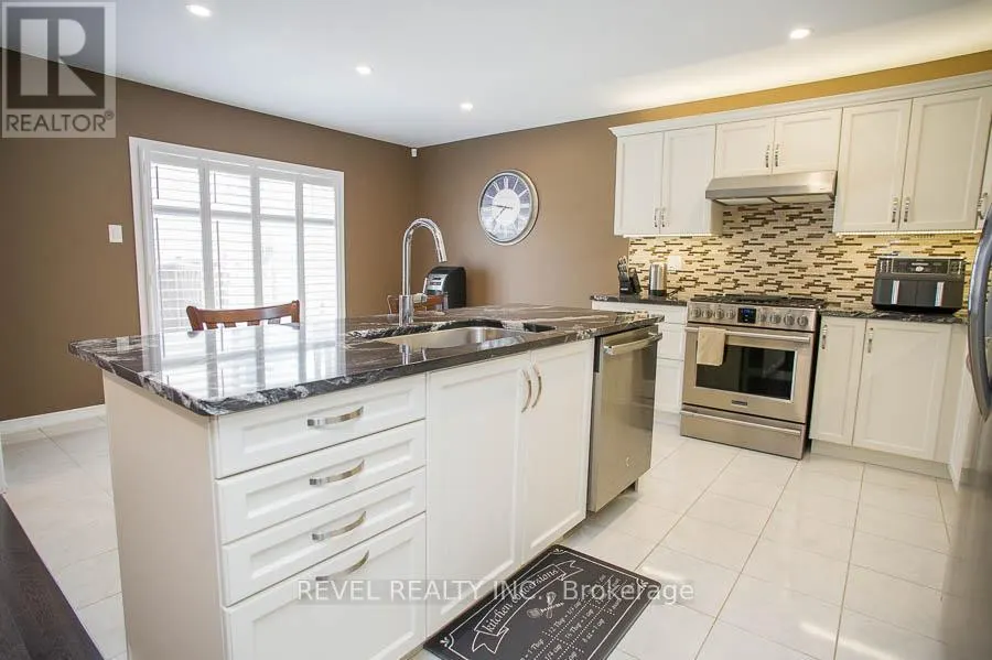 15 WILMOT ROAD