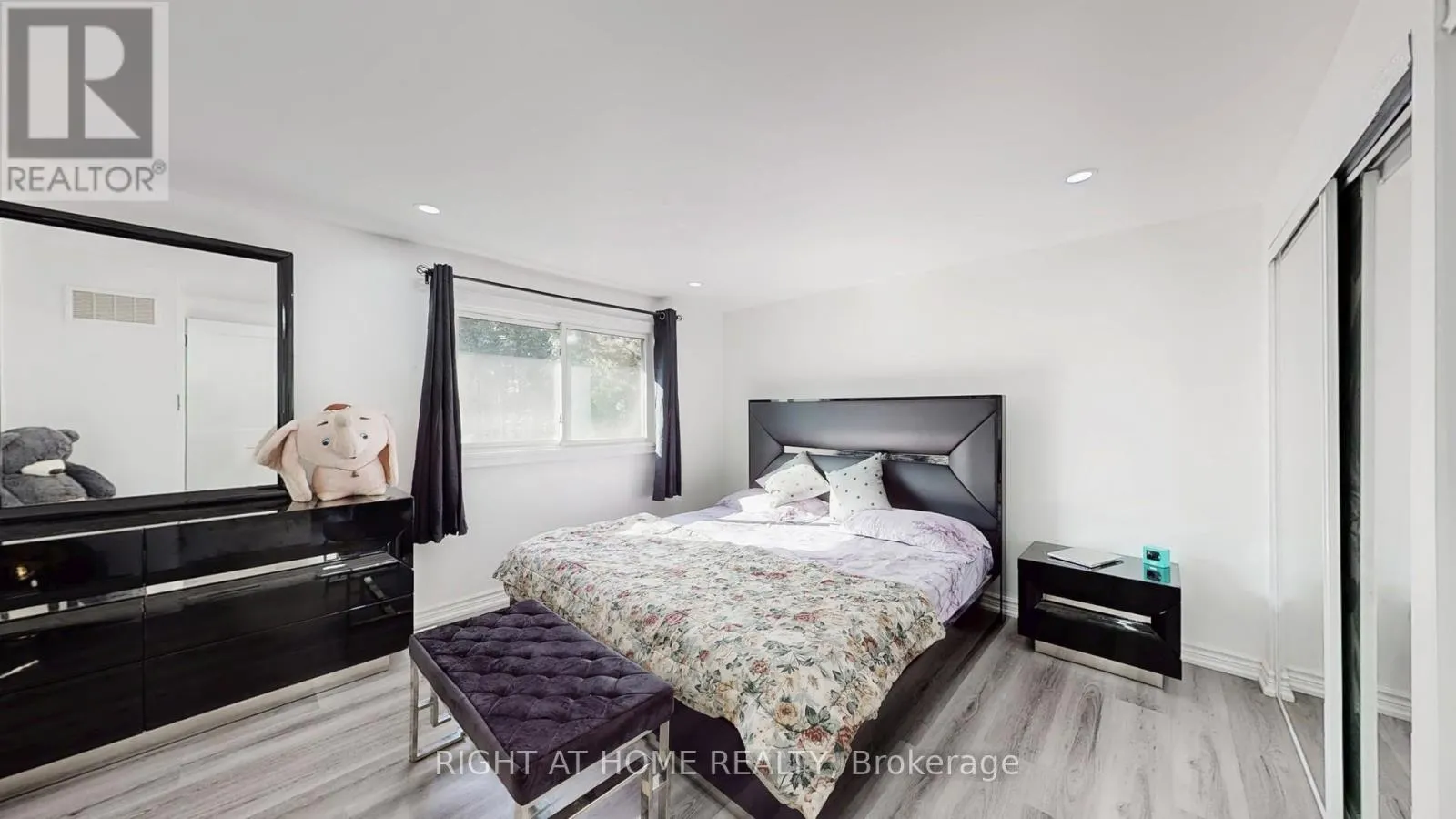 77 ELFORD CRESCENT