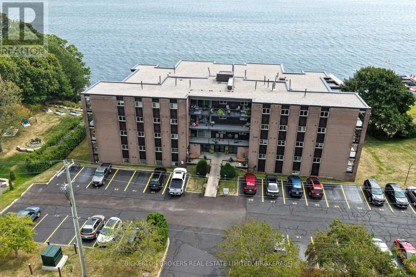 301 - 610 WILLIAM STREET S, #301