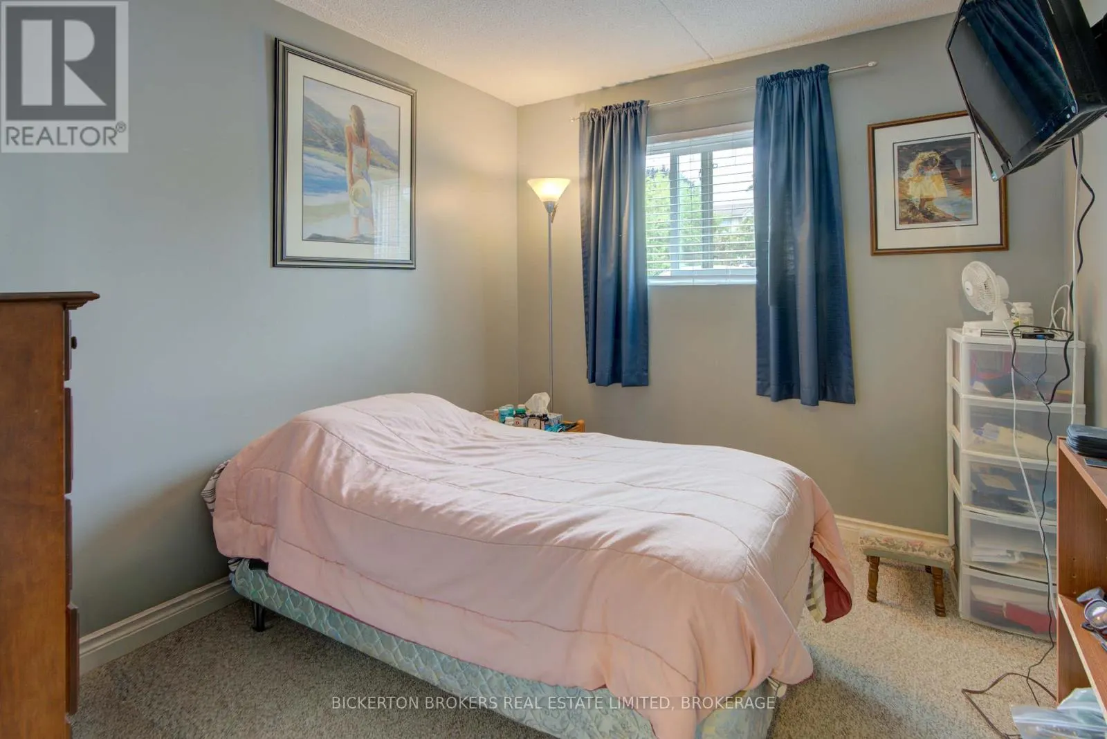 301 - 610 WILLIAM STREET S, #301