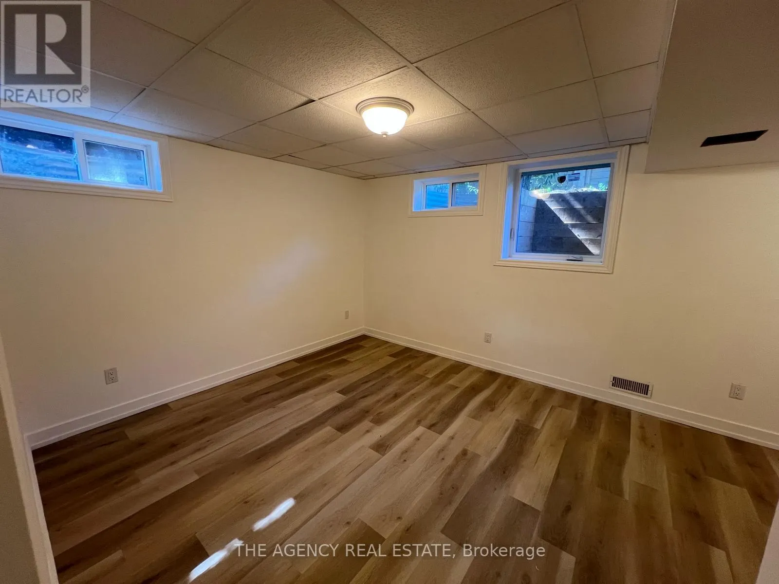 38 HUNT VILLAGE CRESCENT