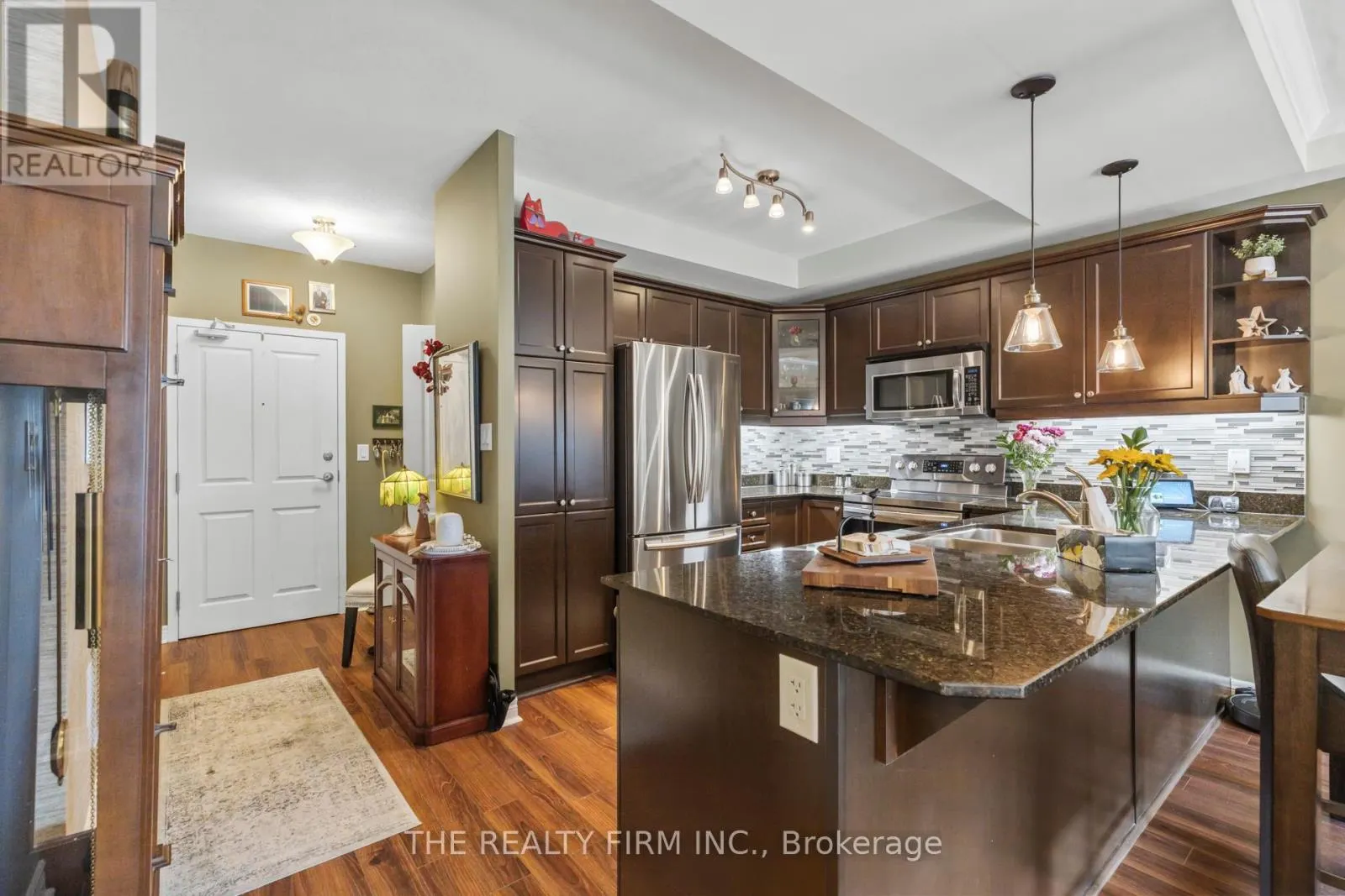 812 - 1030 CORONATION DRIVE, #812