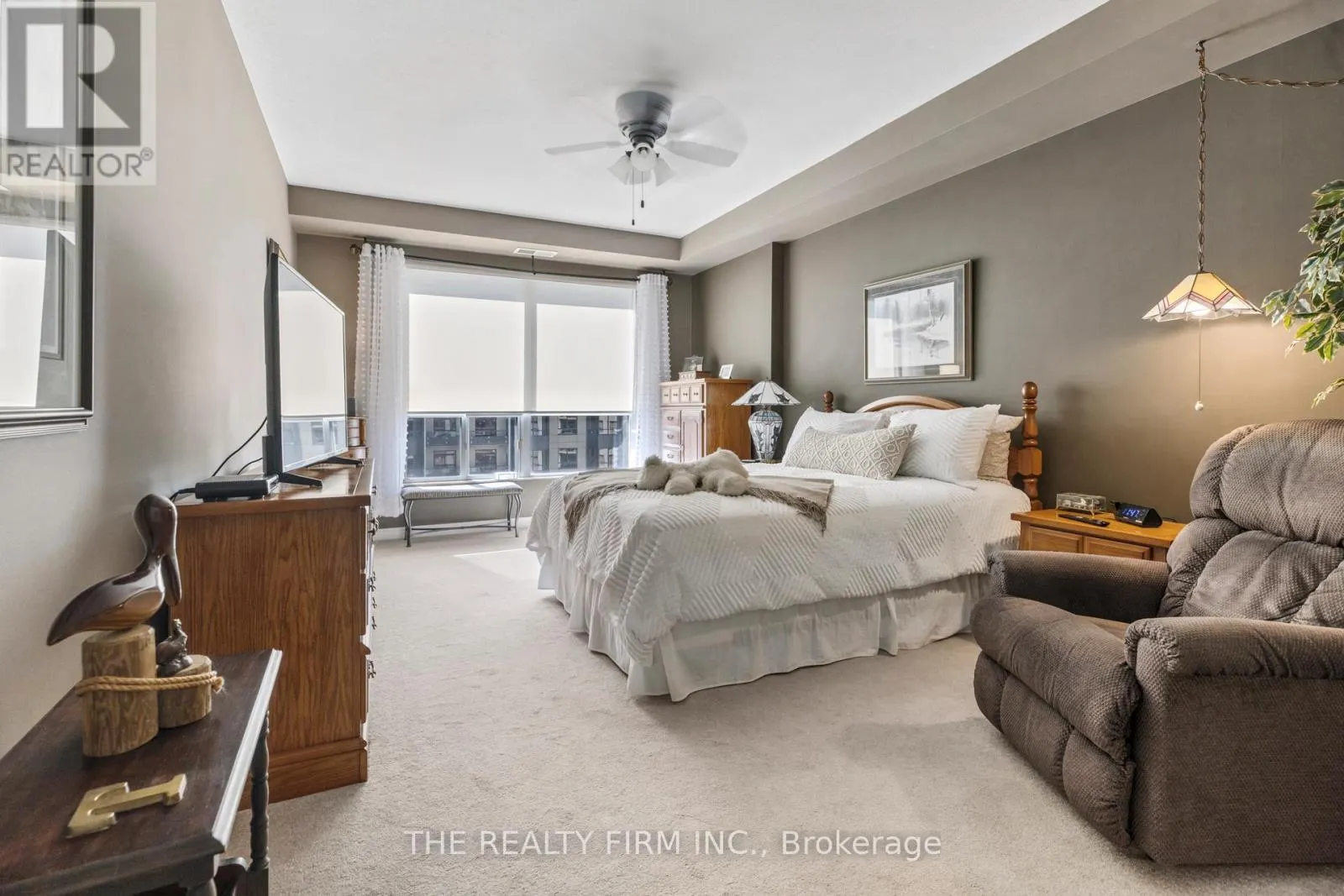 812 - 1030 CORONATION DRIVE, #812