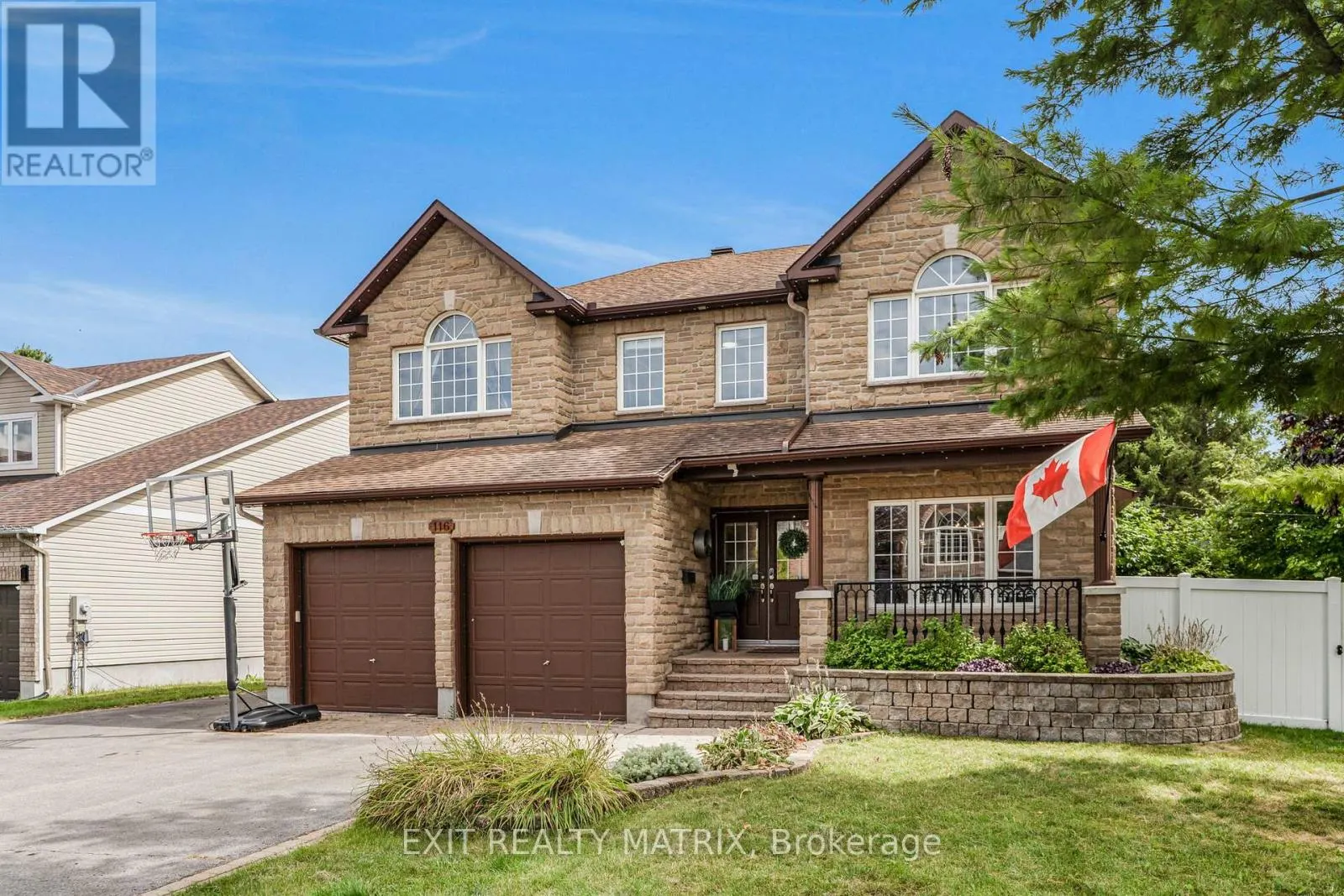 116 LAMADELEINE BOULEVARD