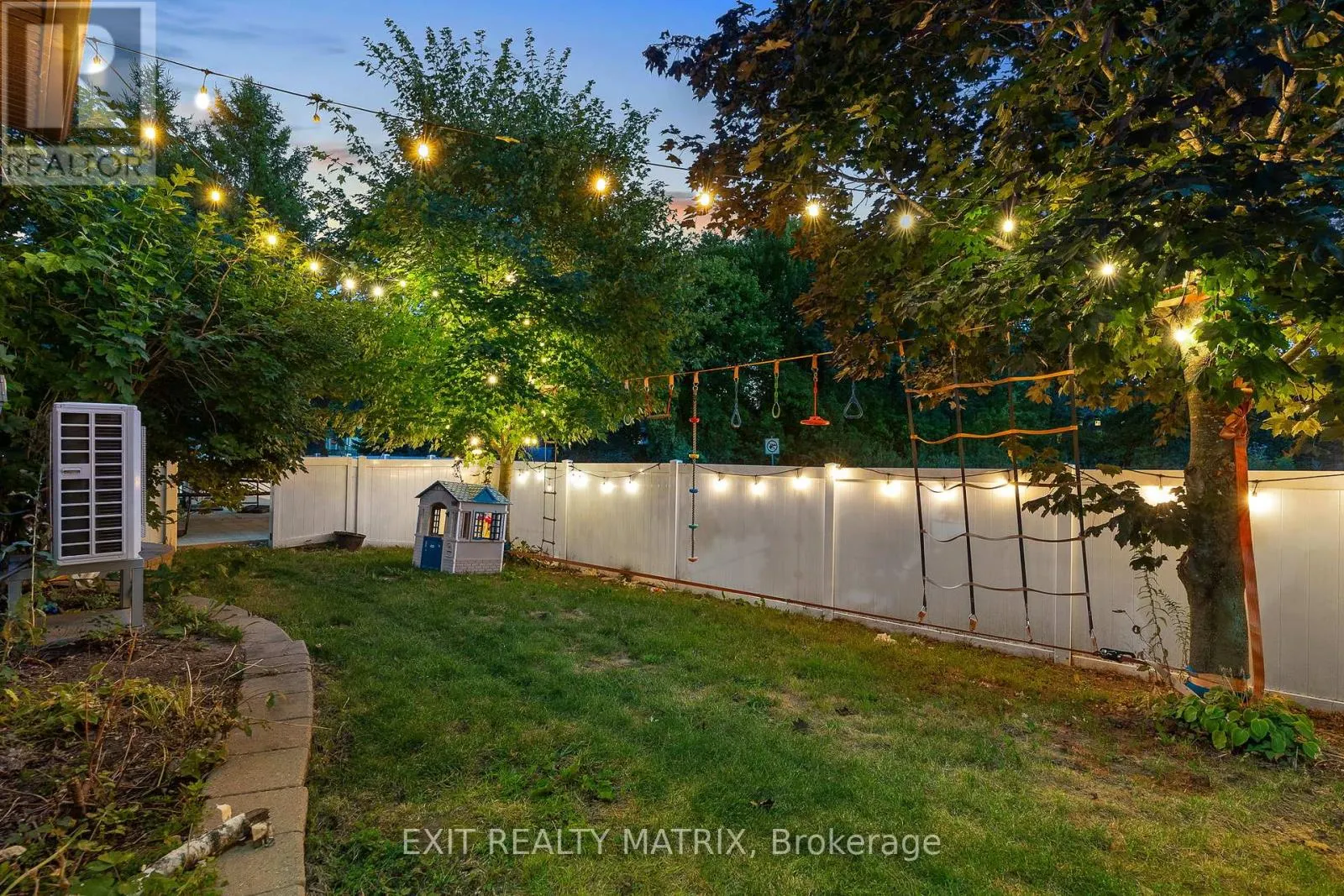 116 LAMADELEINE BOULEVARD