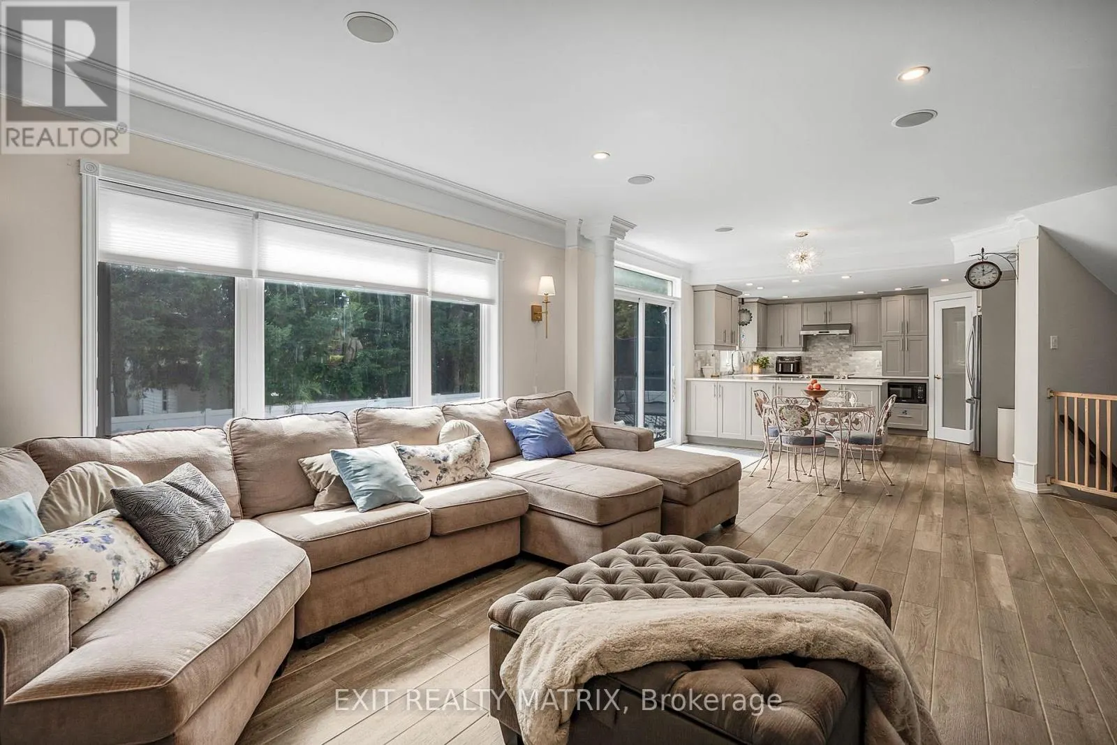 116 LAMADELEINE BOULEVARD
