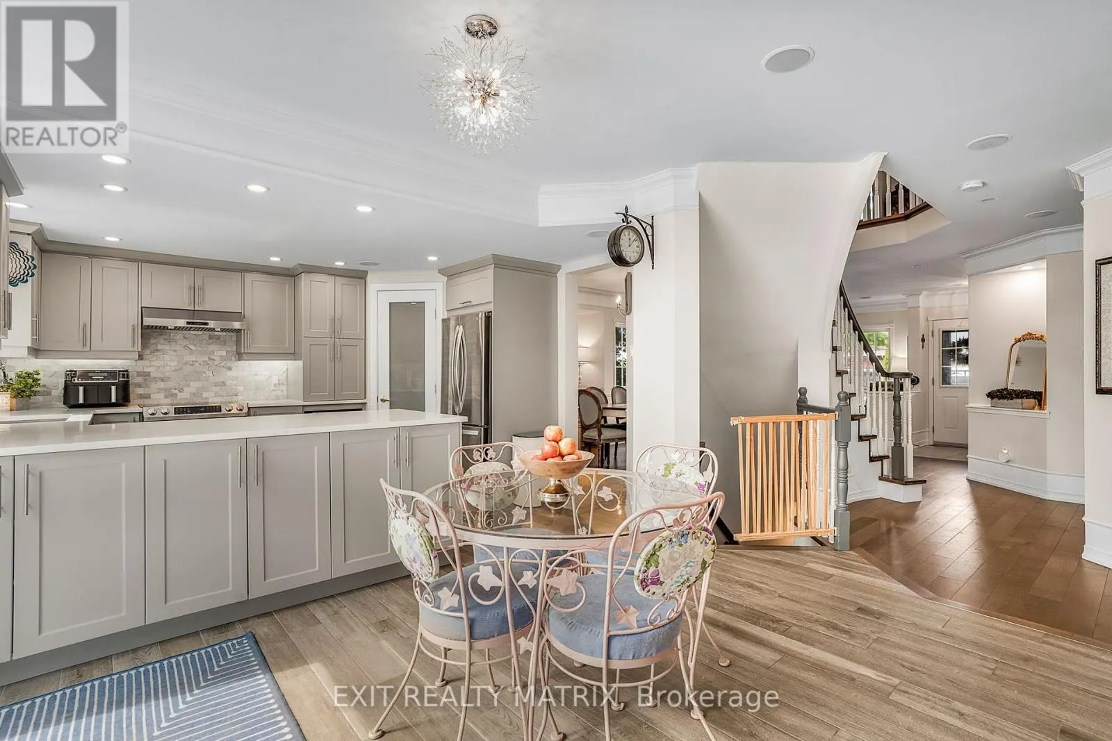116 LAMADELEINE BOULEVARD