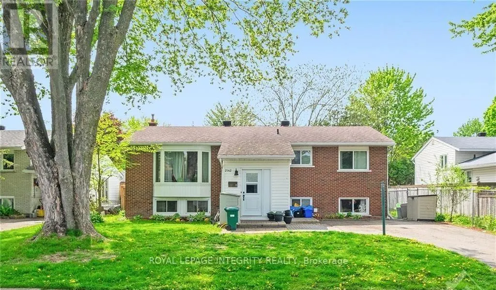 2142 MONSON CRESCENT
