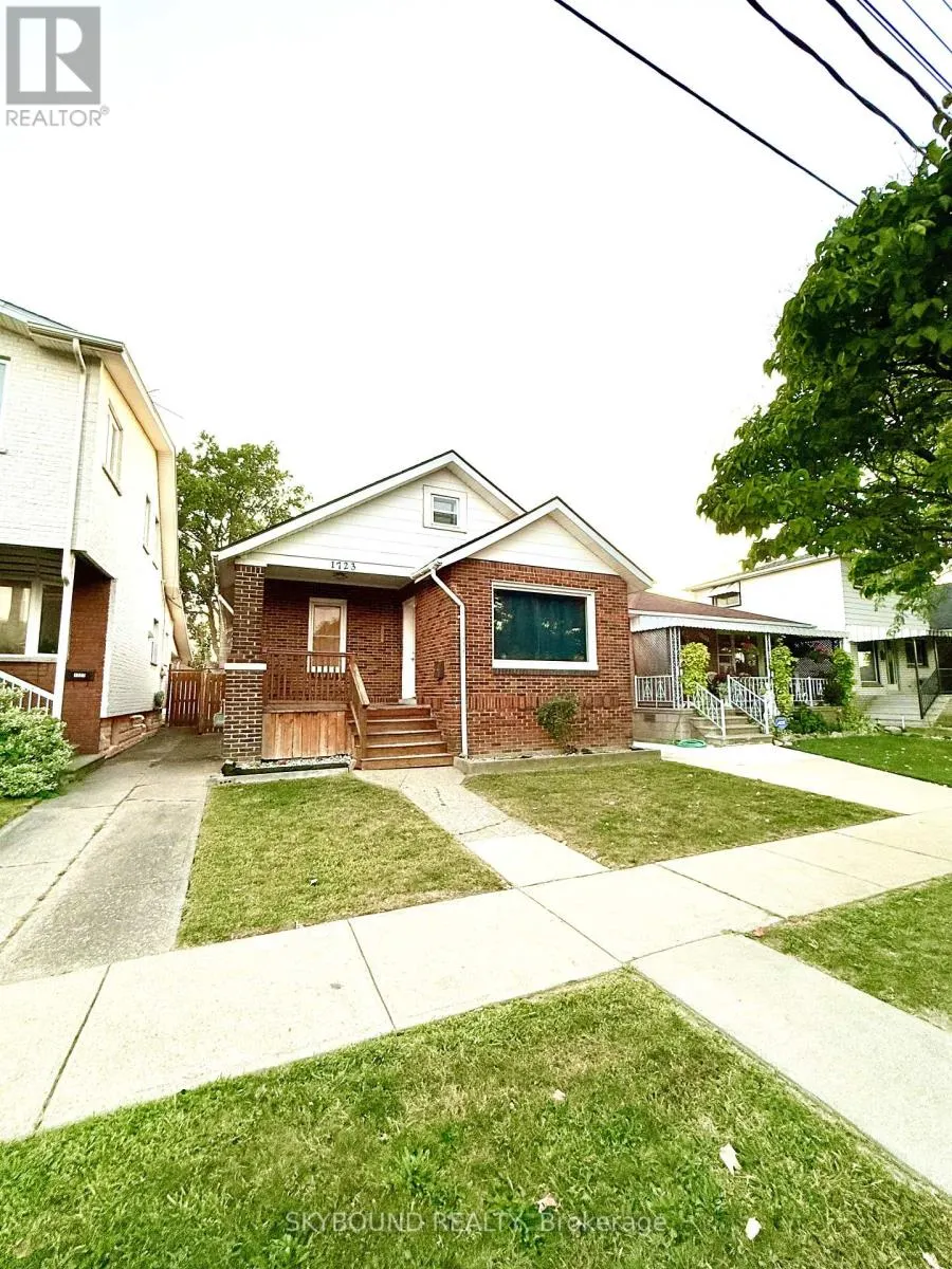1723 LANGLOIS AVENUE