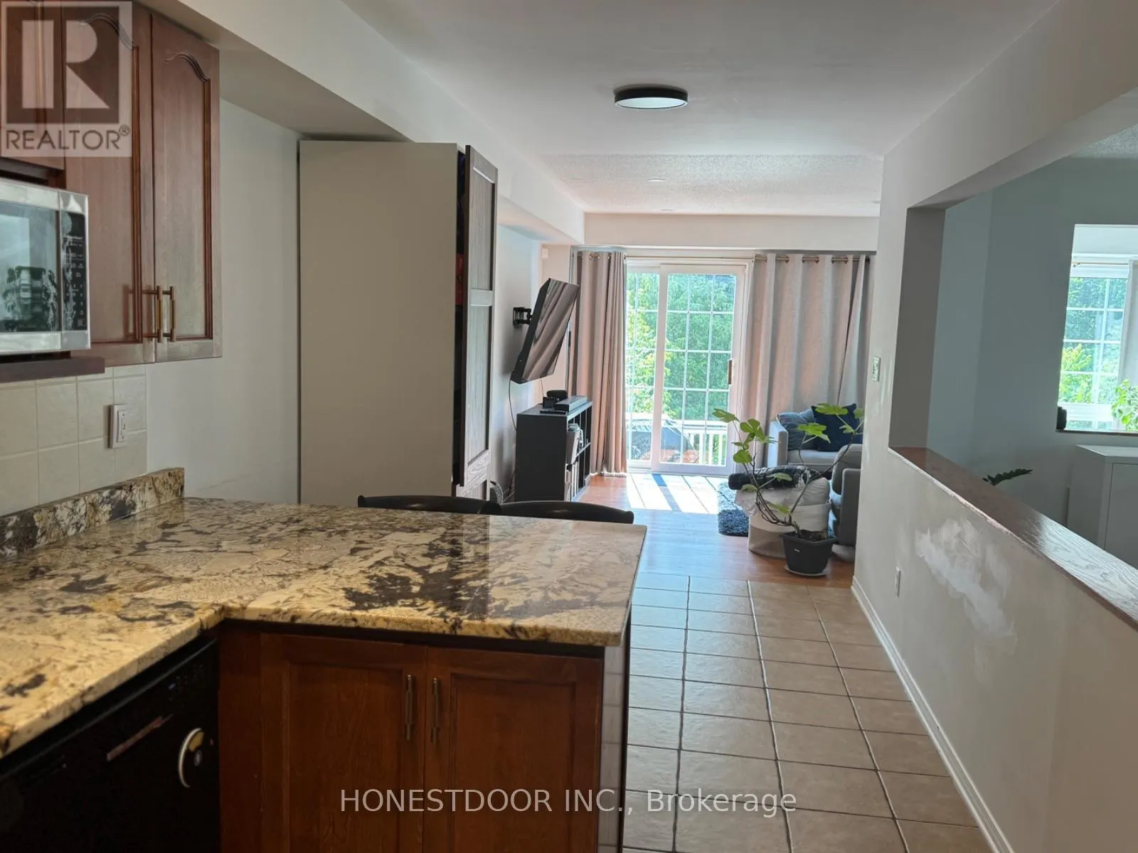 374 WISTERIA CRESCENT