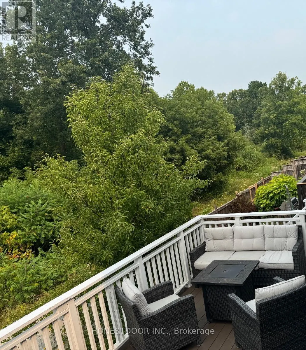 374 WISTERIA CRESCENT