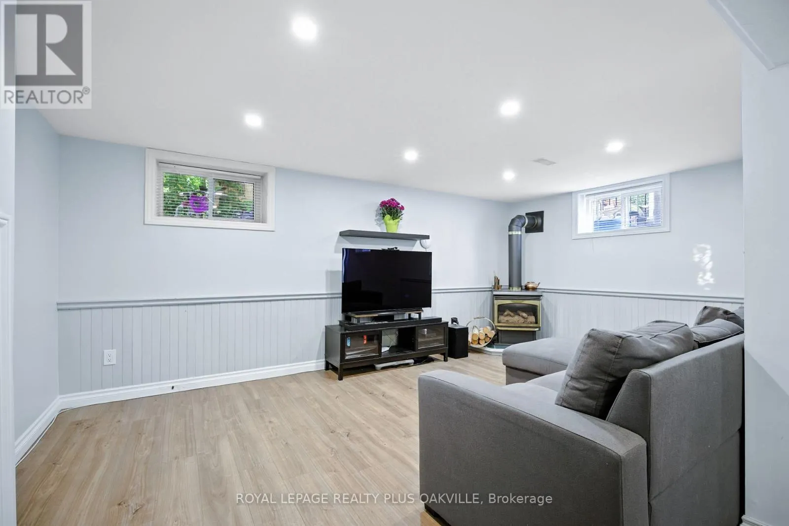 158 BONAVENTURE DRIVE